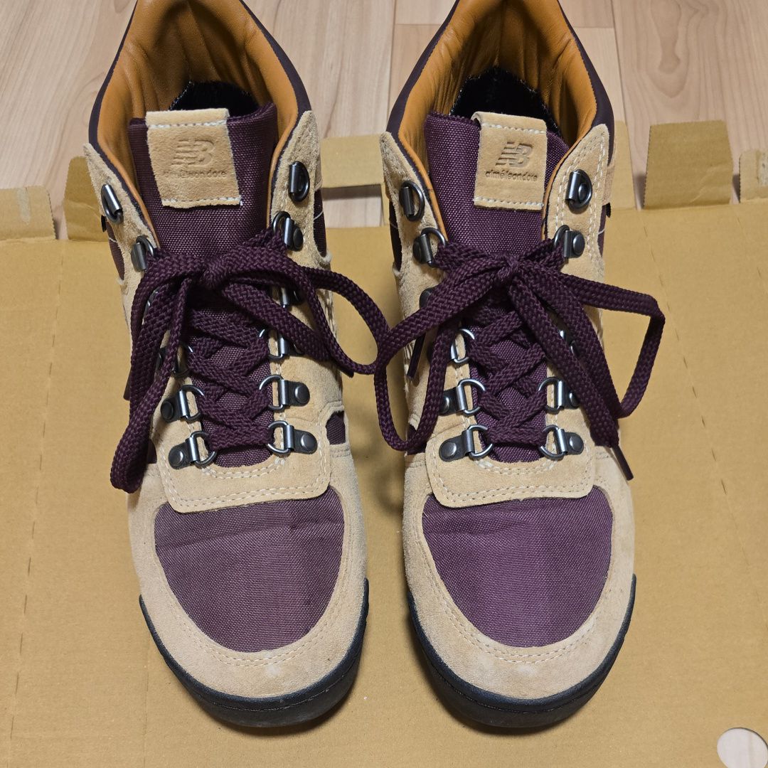 エメレオンドレ × ニューバランス レーニア "タン/ベージュ"