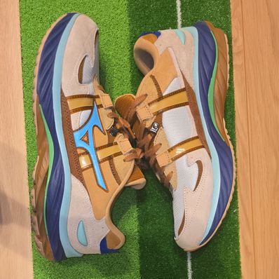 DIGAWEL × Mizuno Wave Rider β "Baige/Blue"