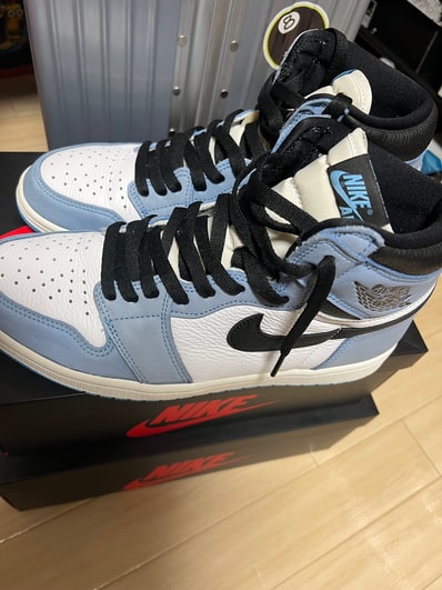 Nike Air Jordan 1 High OG "University Blue"