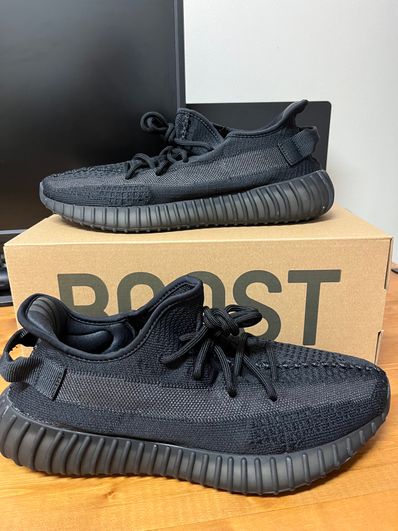adidas YEEZY Boost 350V2 "Onyx"