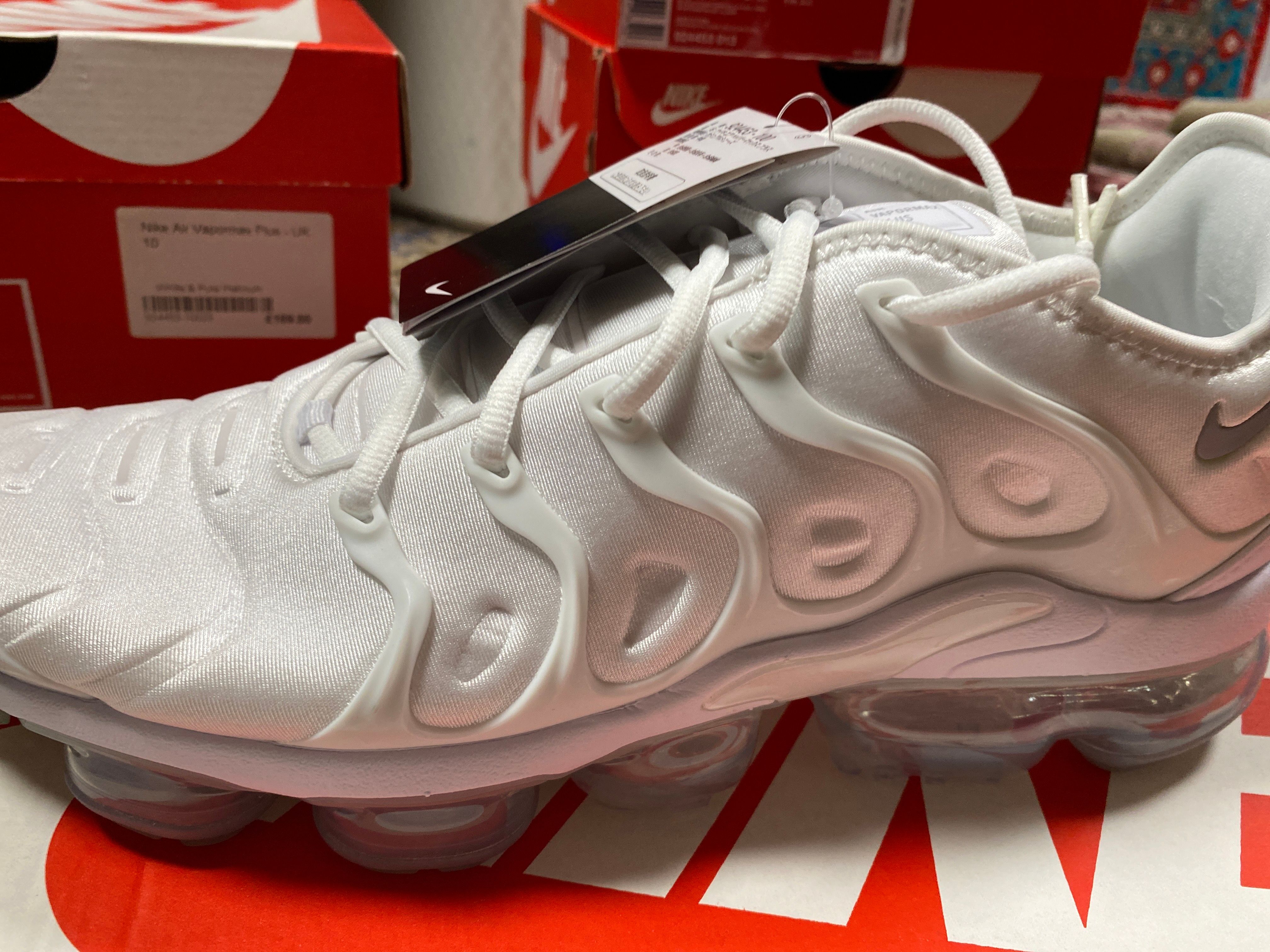 Nike Air Vapormax Plus "White/Pure Platinum"