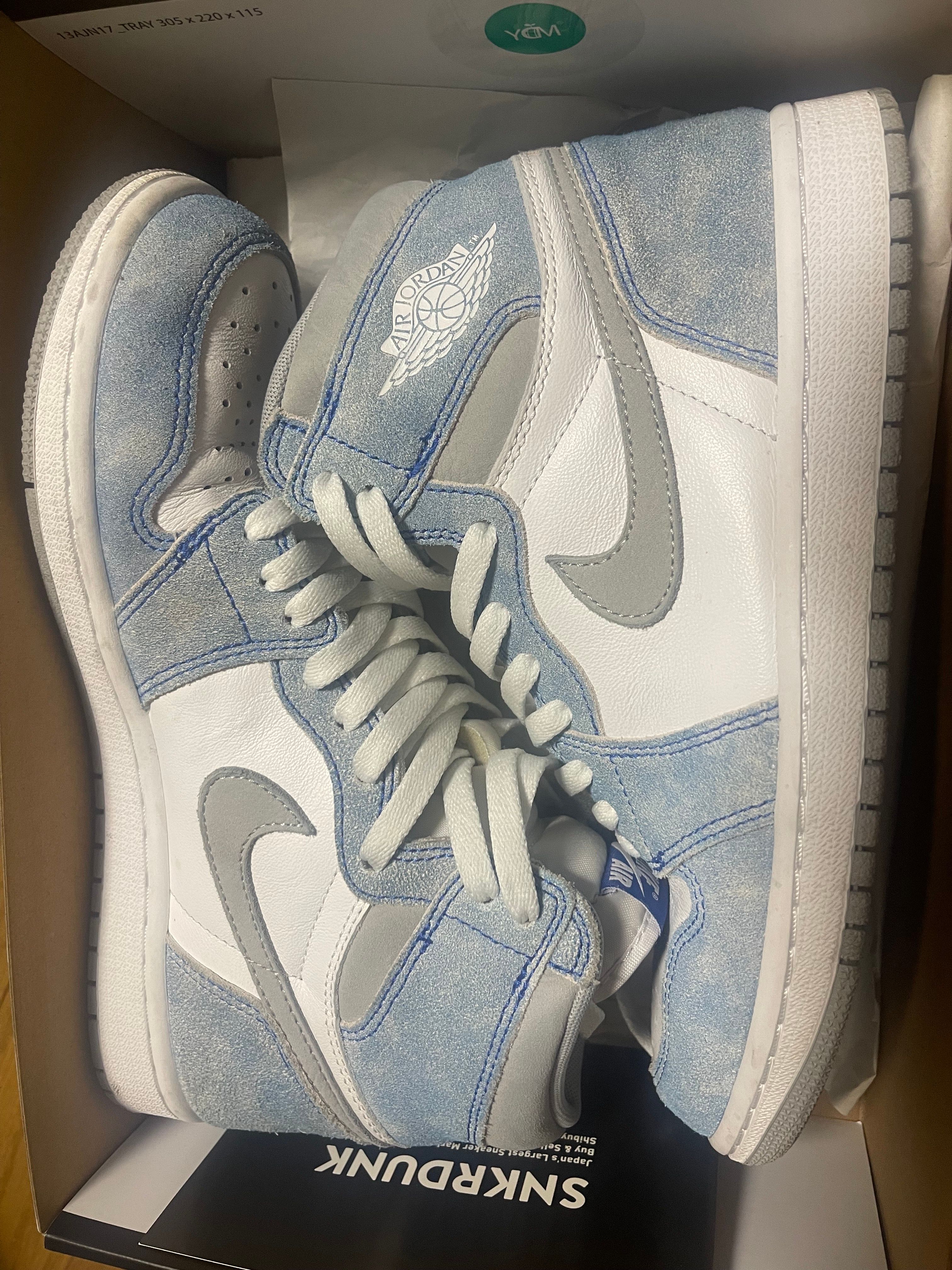 Nike Air Jordan 1 High OG "Hyper Royal"