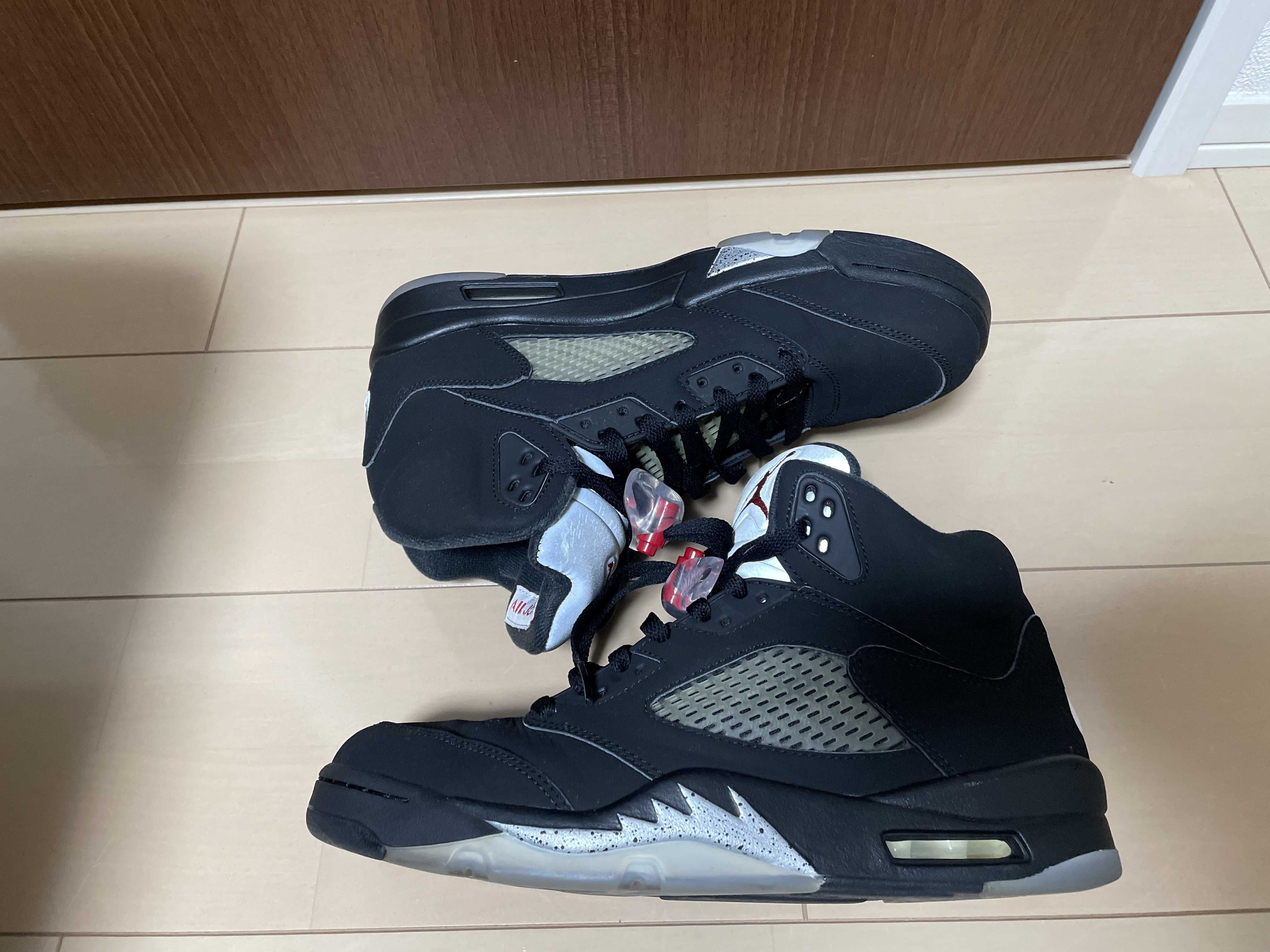 Nike Air Jordan 5 Retro OG "Black/Fire Red/Metallic Silver/White" (2016)