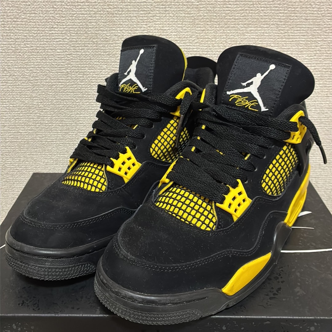 Nike Air Jordan 4 Retro "Thunder"(2023)