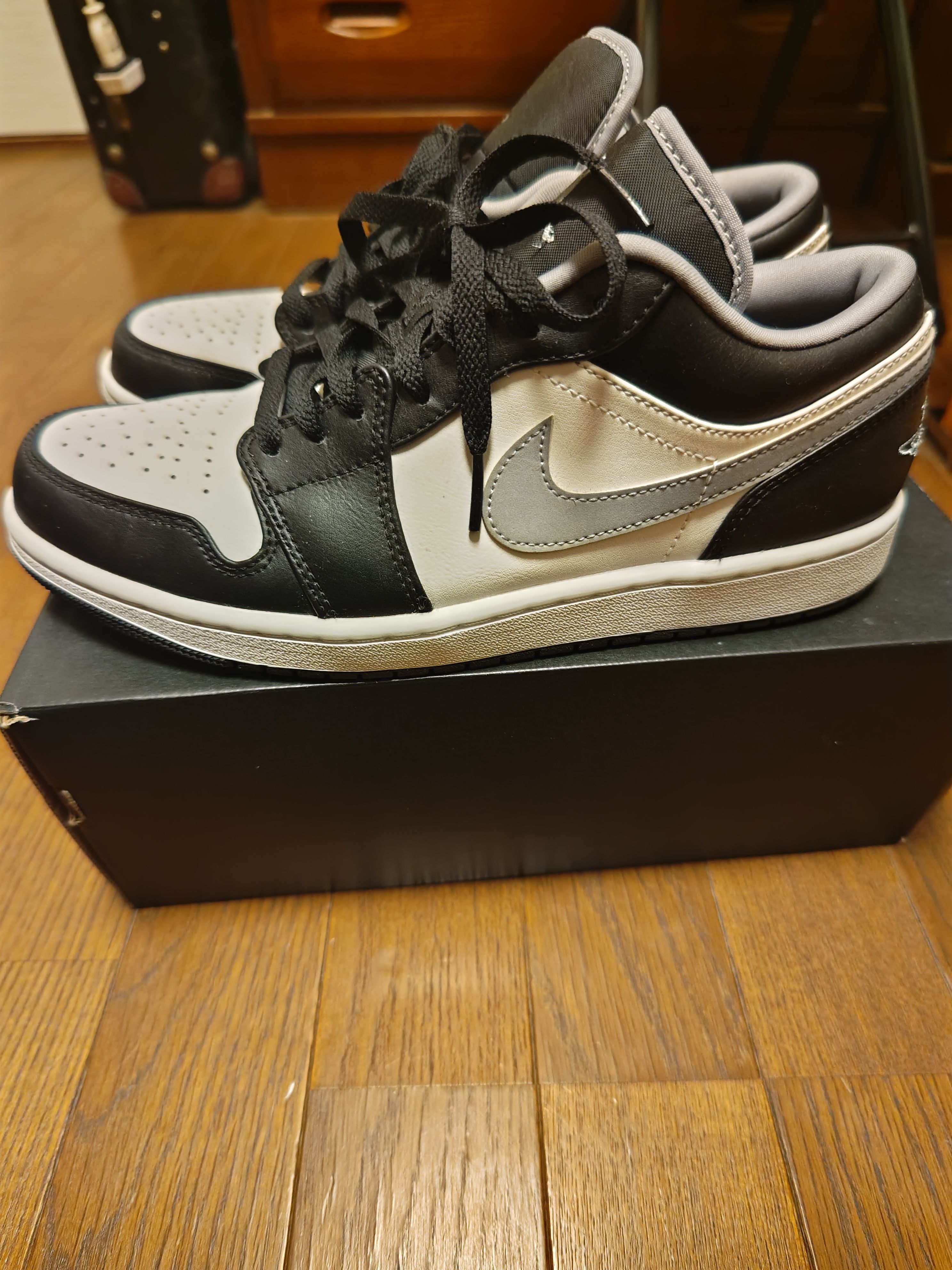 Nike Air Jordan 1 Low "Grey/Black"