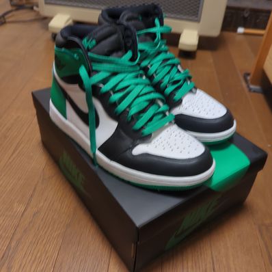 Nike Air Jordan 1 Retro High OG "Celtics/Black and Lucky Green" (2023)