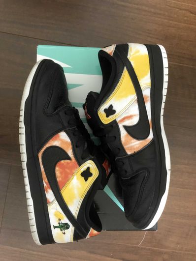 Nike SB Dunk Low "Raygun Tie-Dye/Black"