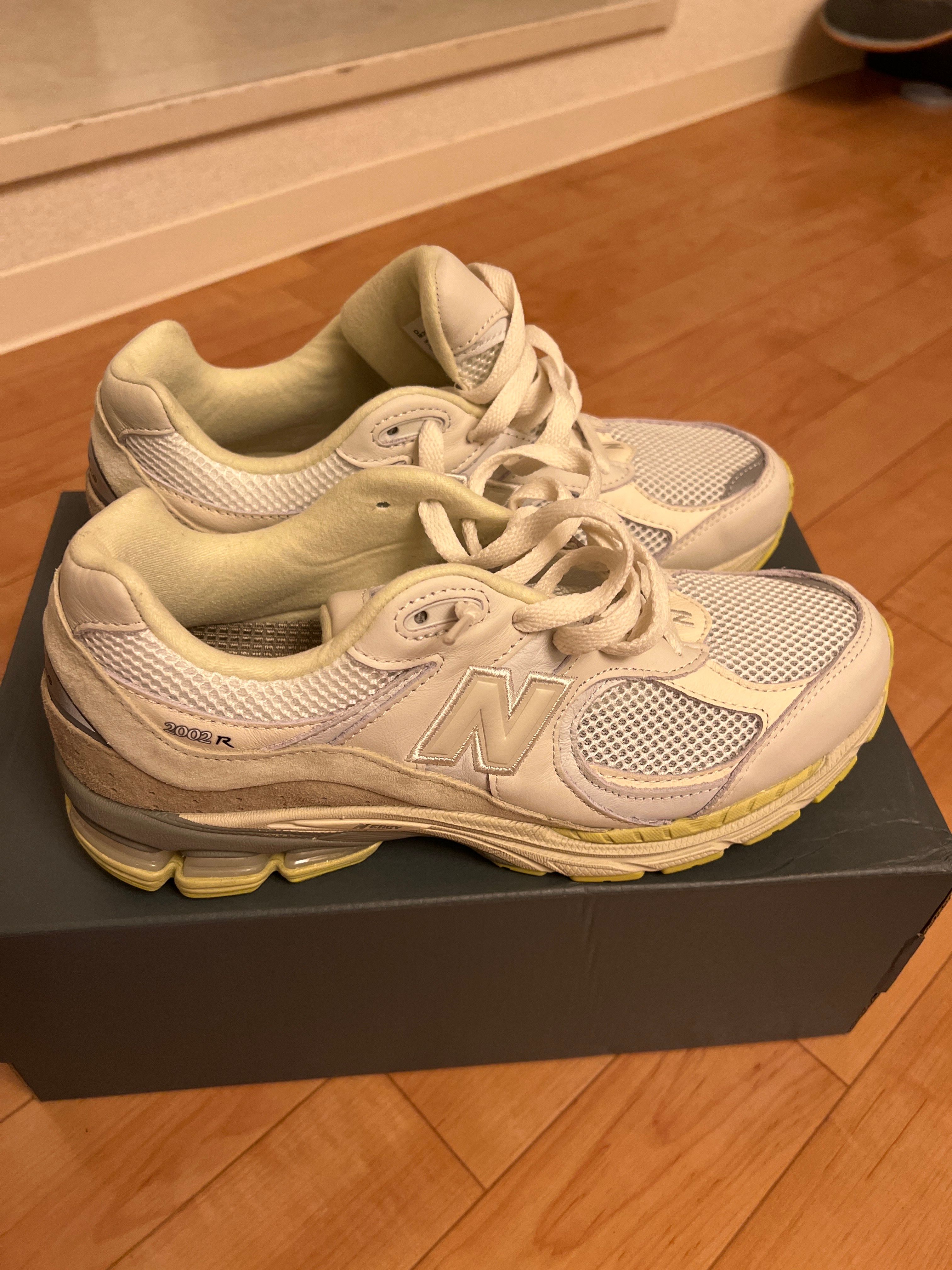 AURALEE × New Balance 2002R "White"