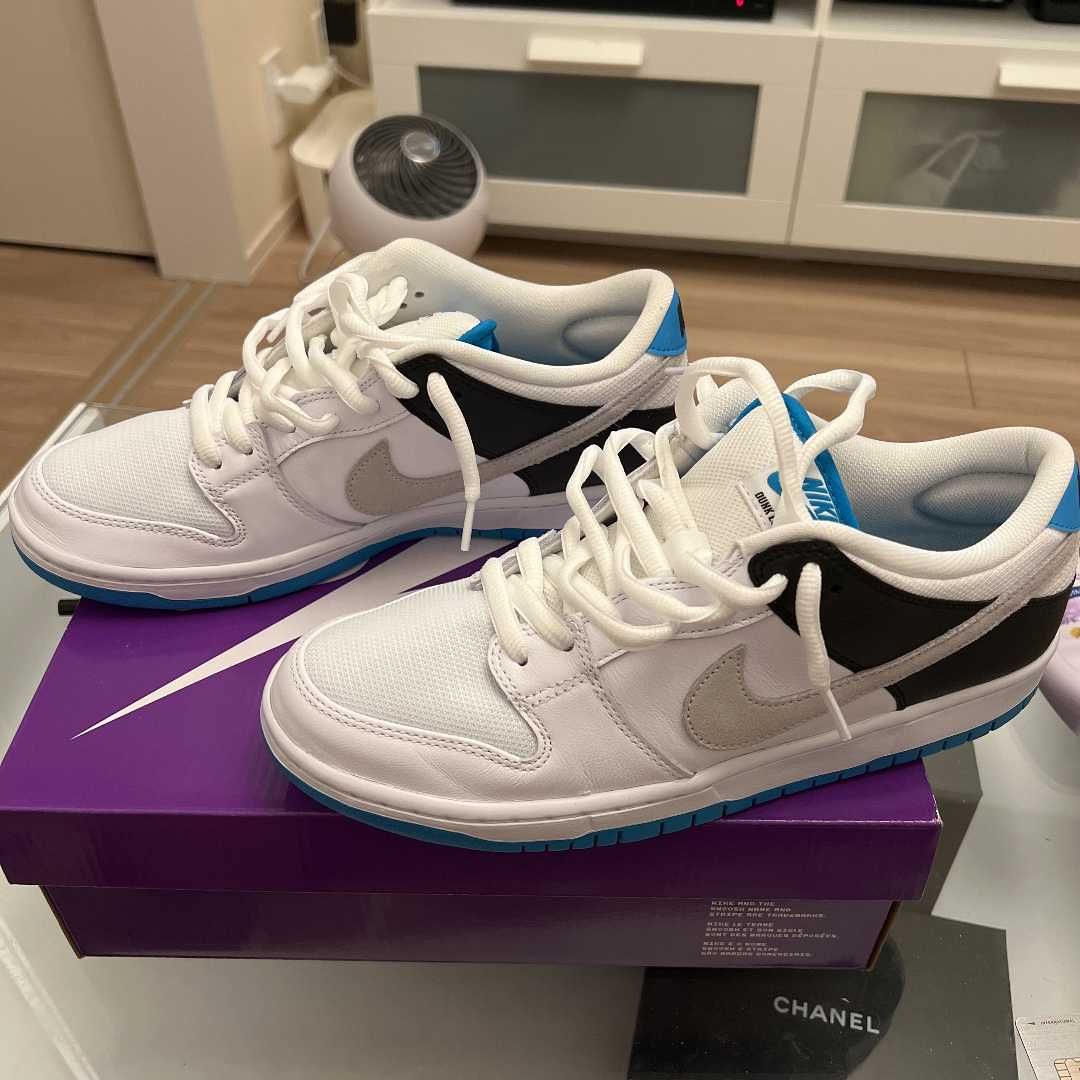 Nike SB Dunk Low "Laser Blue"