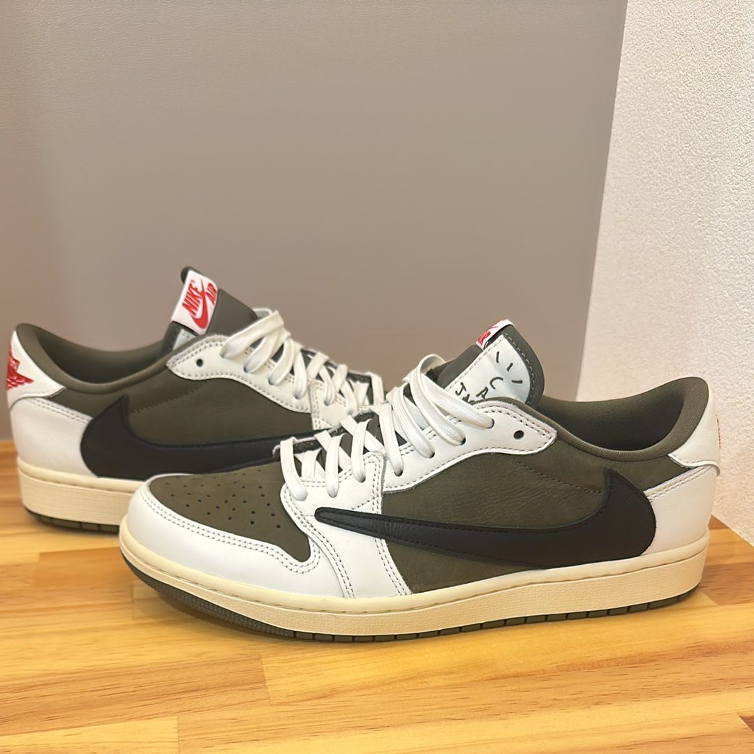 Travis Scott × Nike Air Jordan 1 Low OG SP "Reverse Olive"