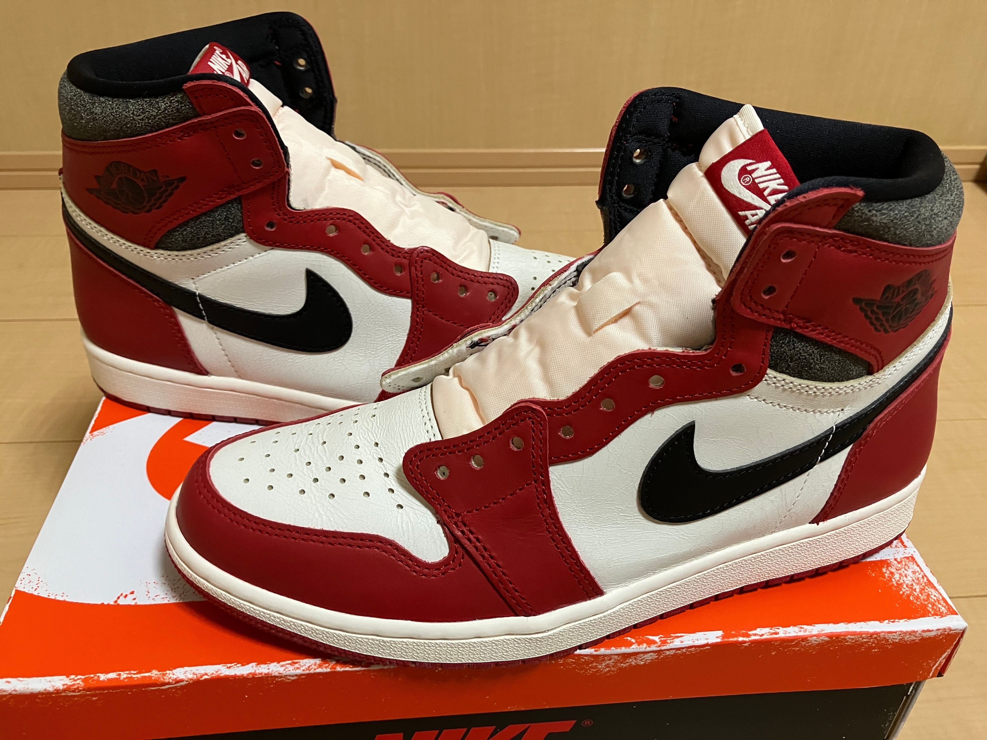 Nike Air Jordan 1 High OG "Lost & Found/Chicago"