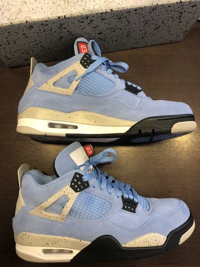 Nike Air Jordan 4 "University Blue"