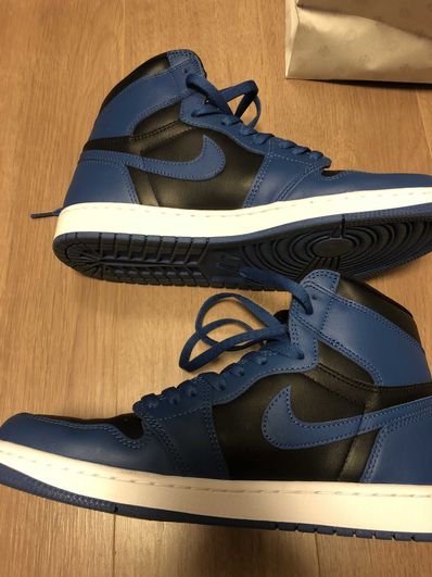Nike Air Jordan 1 Retro High OG "Dark Marina Blue"