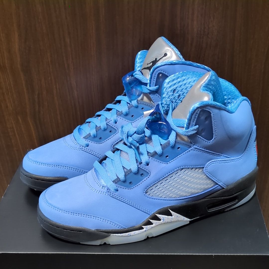 Nike Air Jordan 5 Retro SE "University Blue"