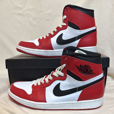 Nike Air Jordan 1 Retro High "Chicago" (2013)