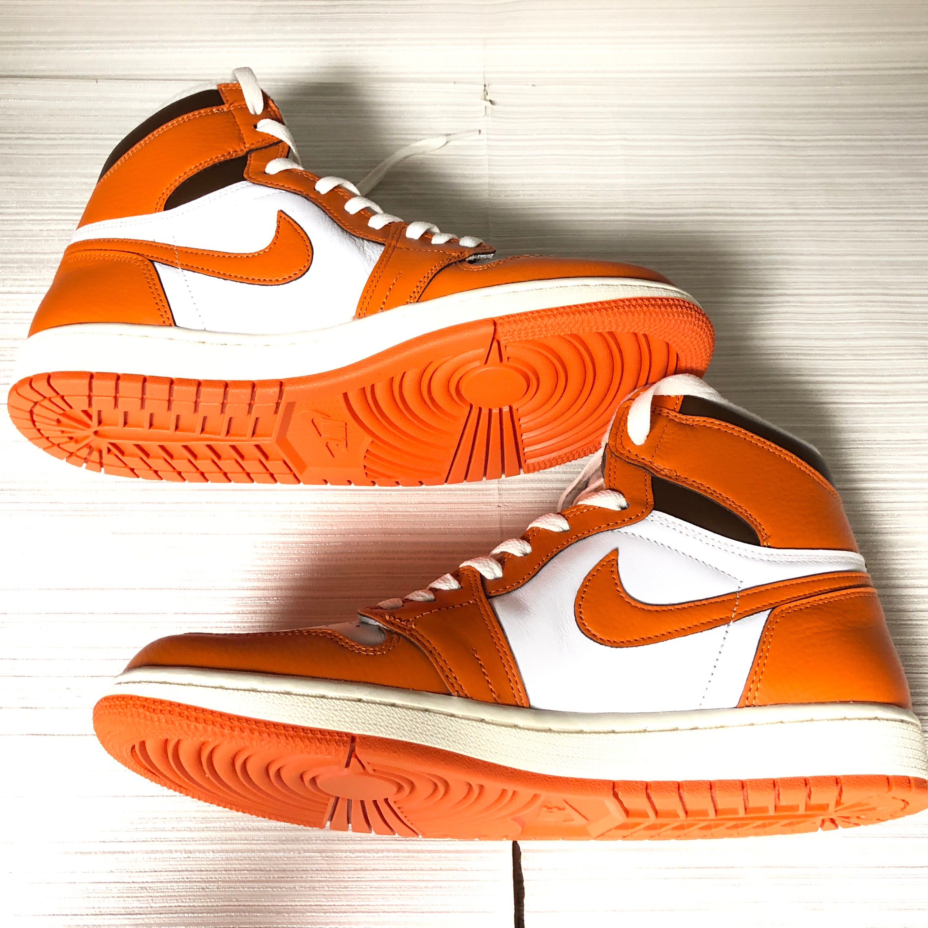 Nike Women's Air Jordan 1 High OG "Starfish"