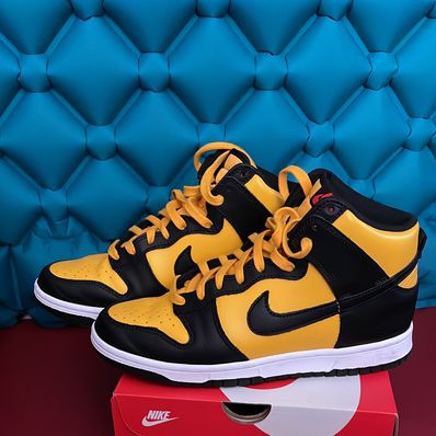 Nike Dunk High "University Gold and Black"