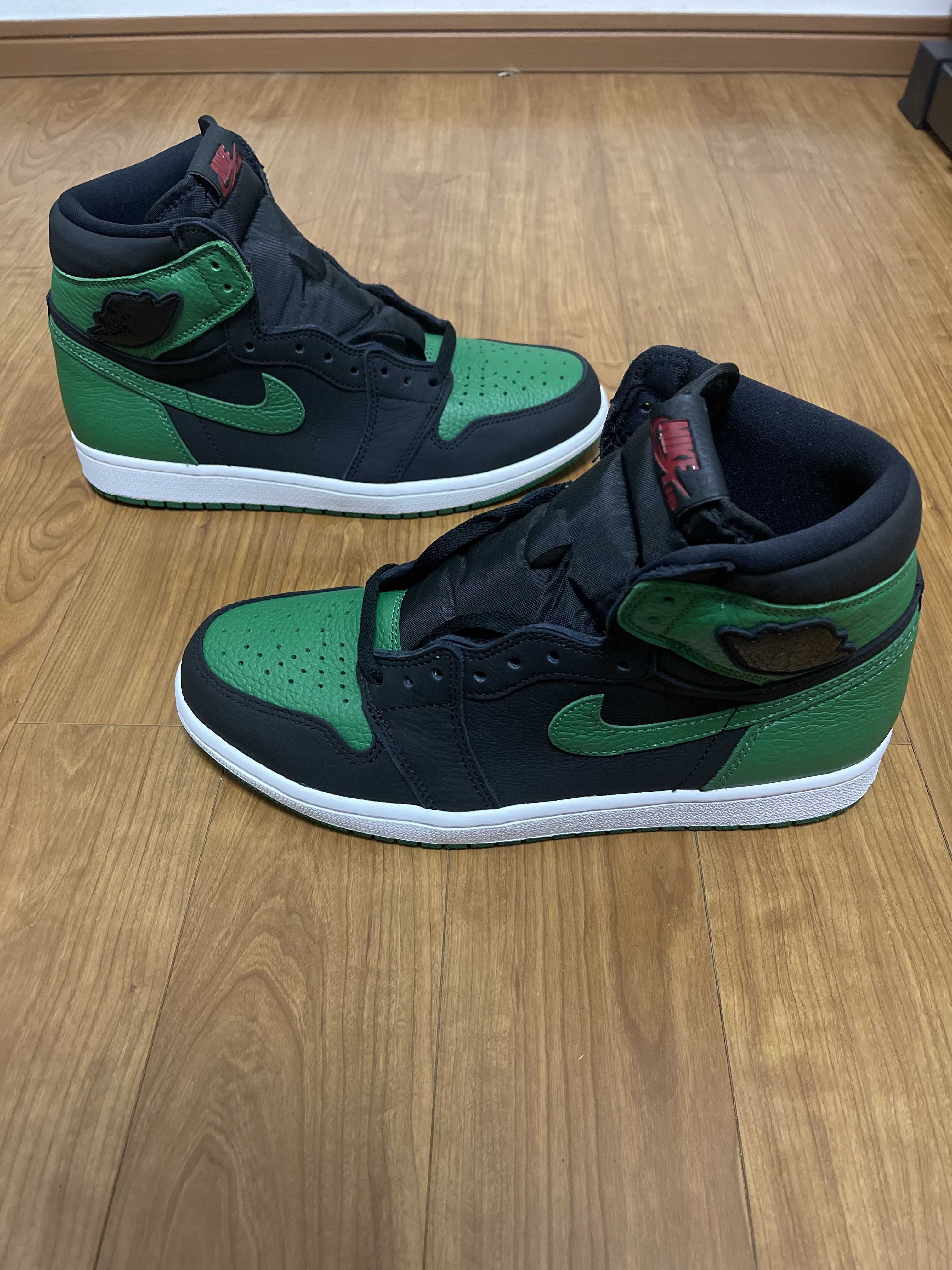 Nike Air Jordan 1 Retro High OG "Black/Pine Green" (2020)      