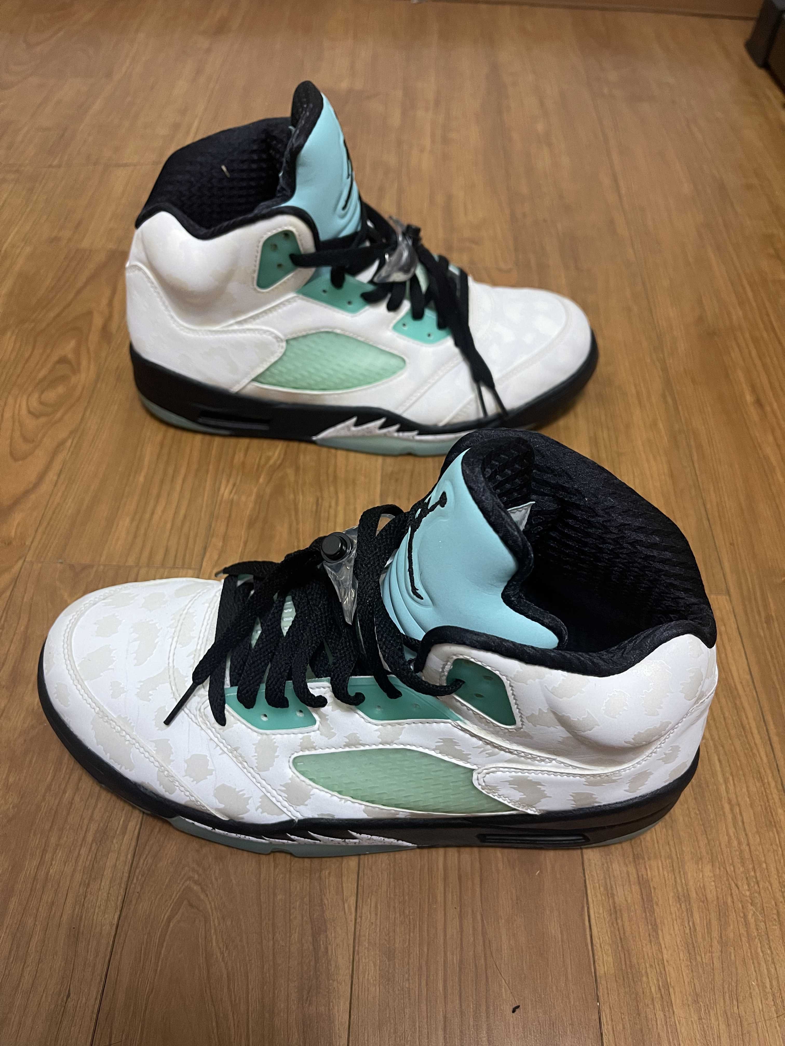 Nike Air Jordan 5 "White/Black/Island Green"