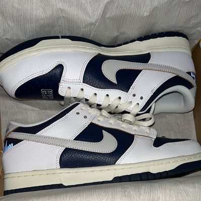 HUF × Nike SB Dunk Low "New York"