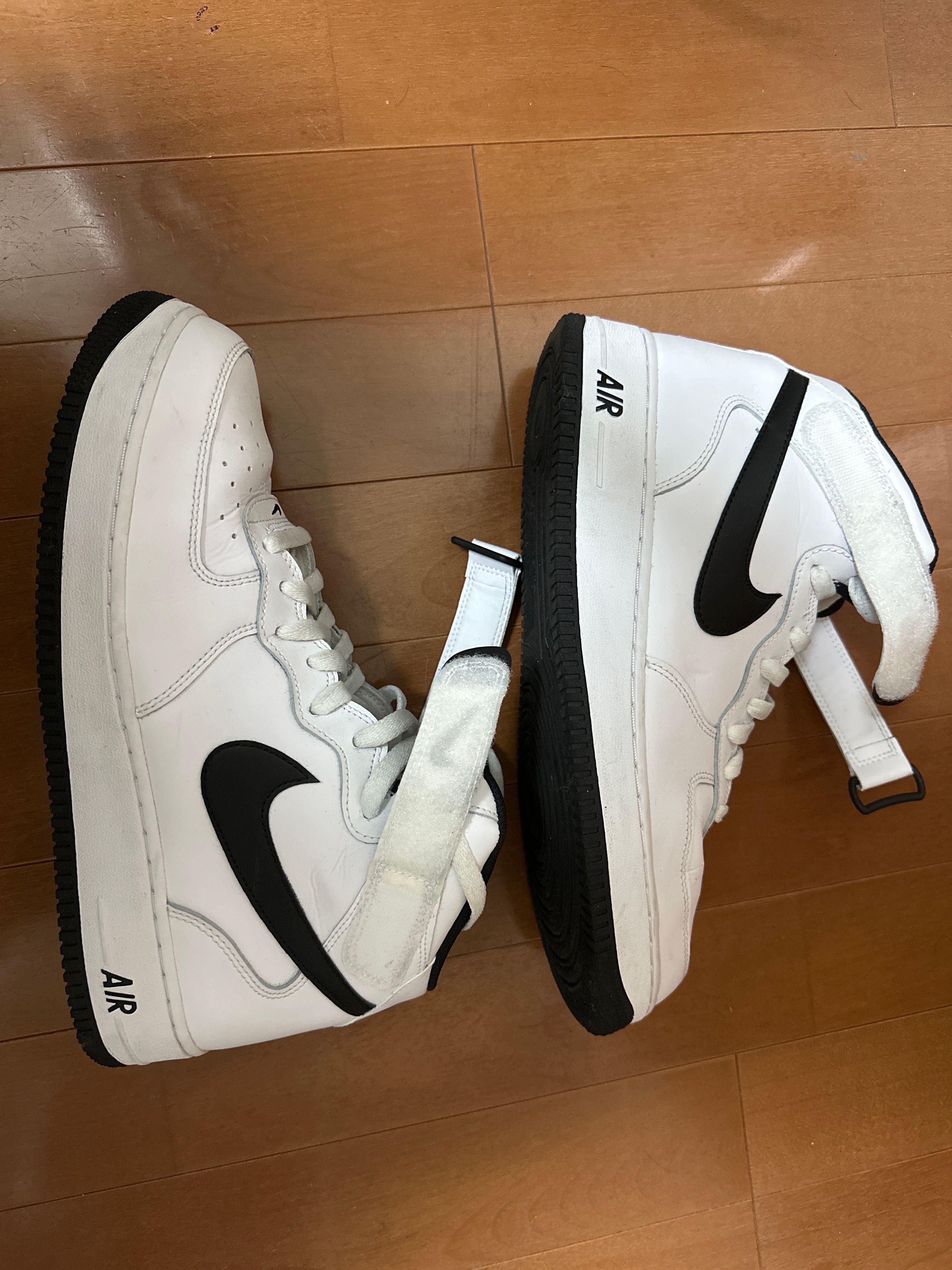 Nike Air Force 1 Mid "White/Black"