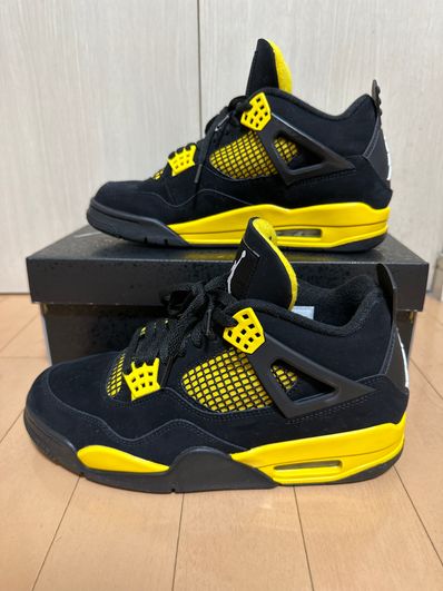 Nike Air Jordan 4 Retro "Thunder"(2023)