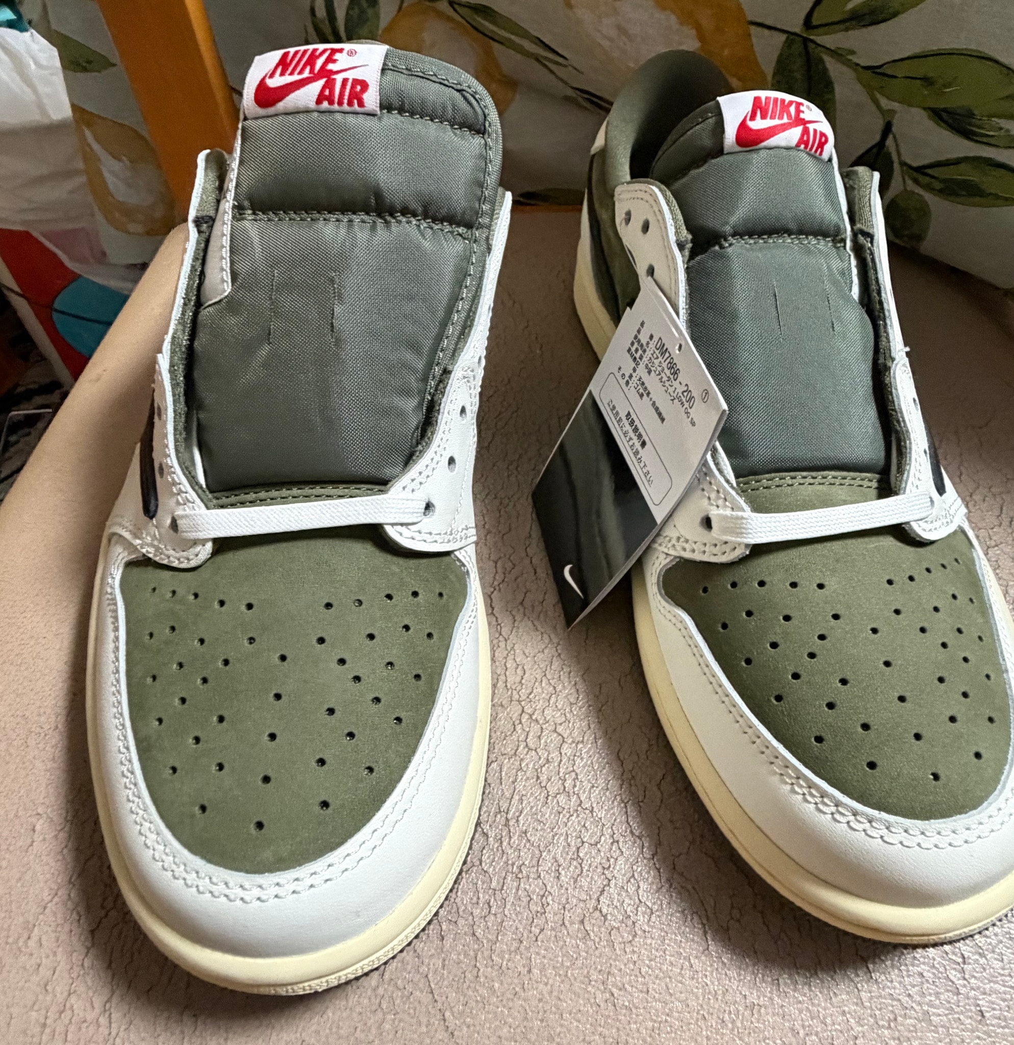 Travis Scott × Nike Air Jordan 1 Low OG SP "Reverse Olive"