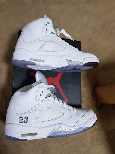 Nike Air Jordan 5 Retro "Metallic White" (2015)