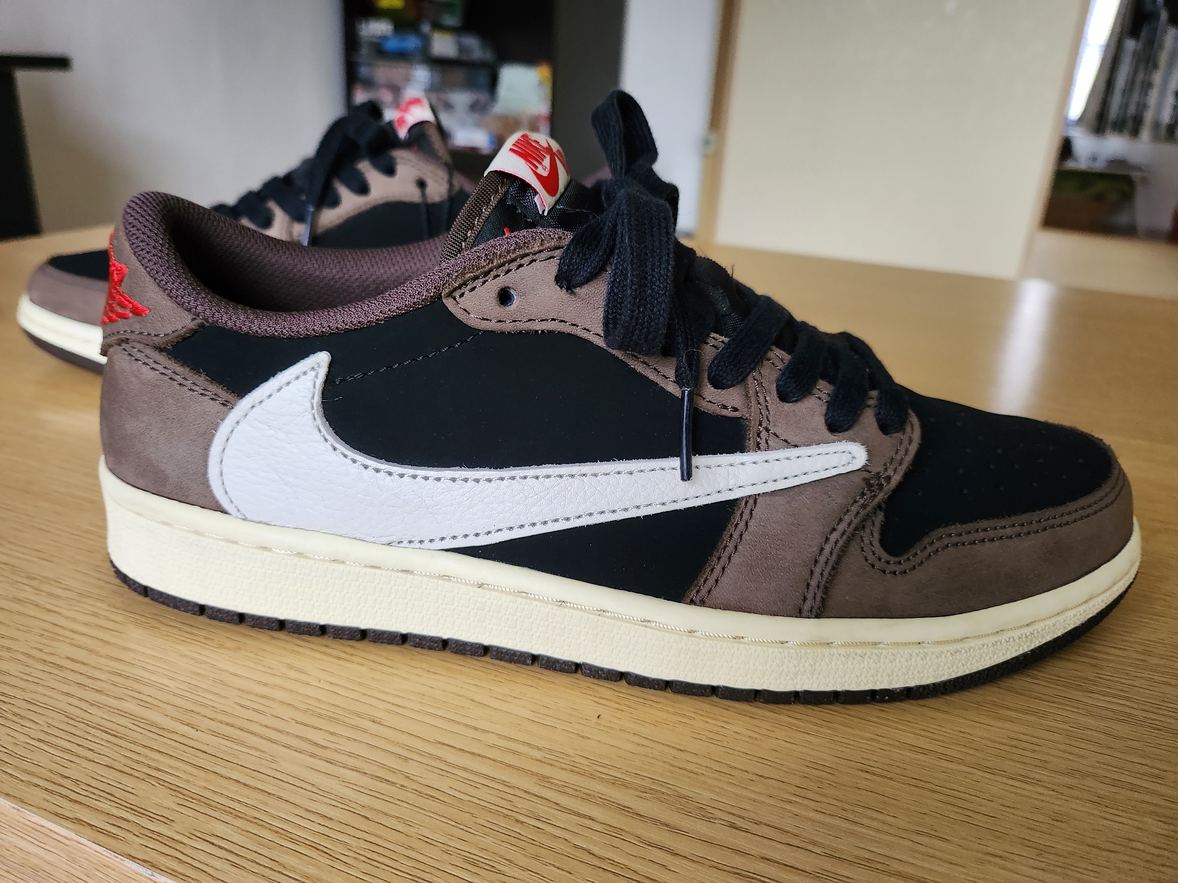 Travis Scott × Nike Air Jordan 1 Low OG SP-T  "Black/Dark Mocha"
