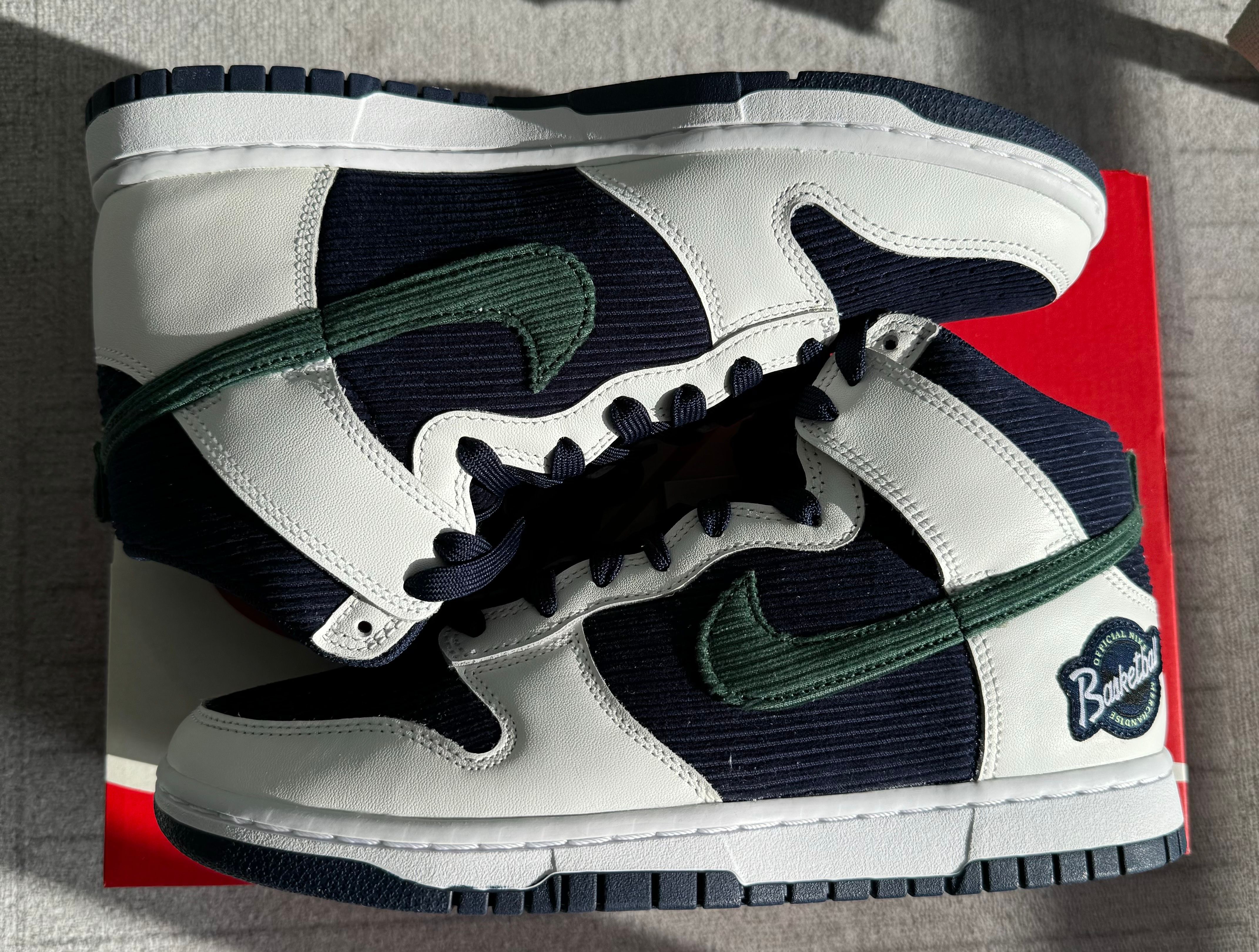 Nike Dunk High EMB "College Navy"