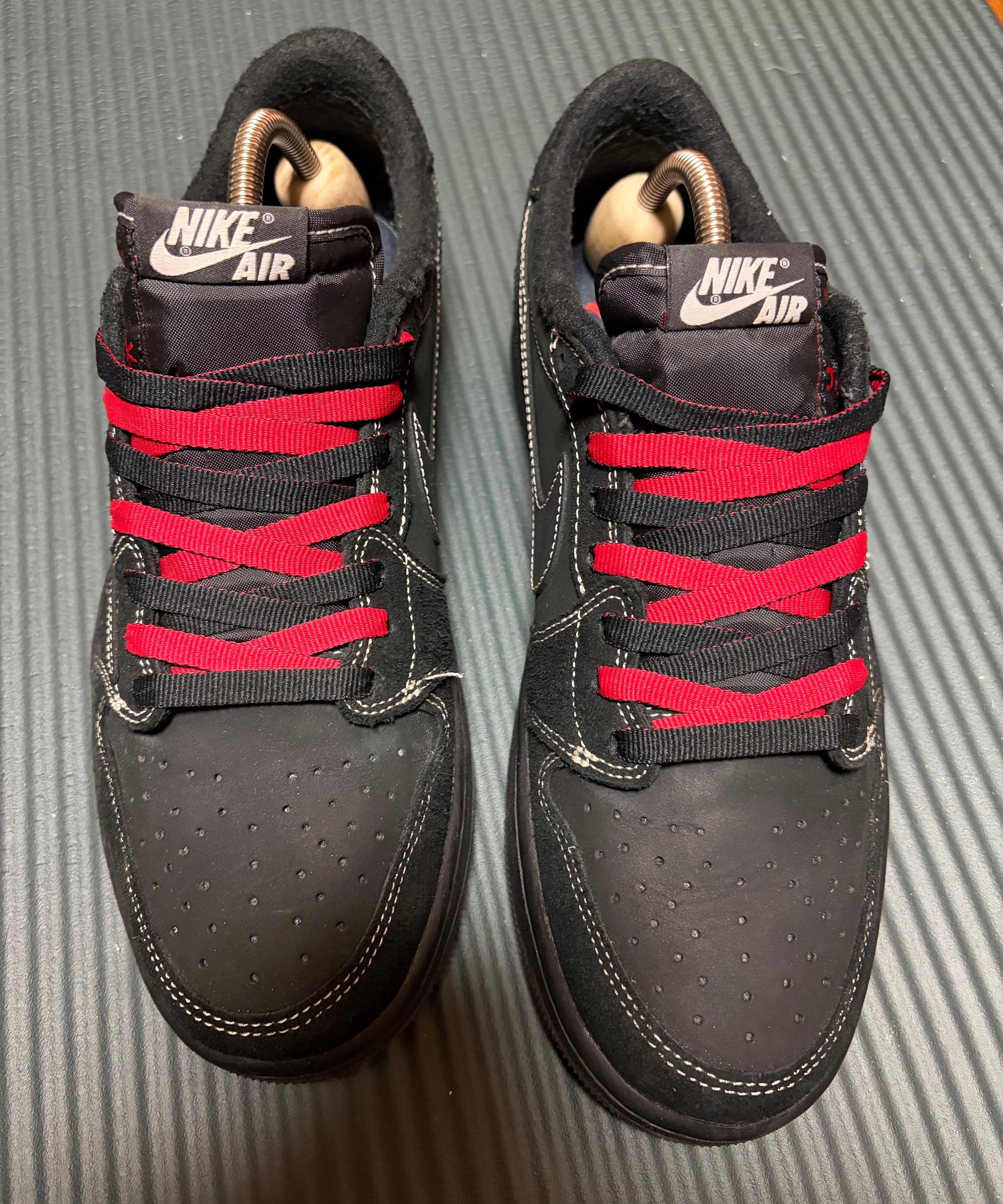 トラヴィススコット × ナイキ エアジョーダン1 ロー OG SP "ブラック ファントム"