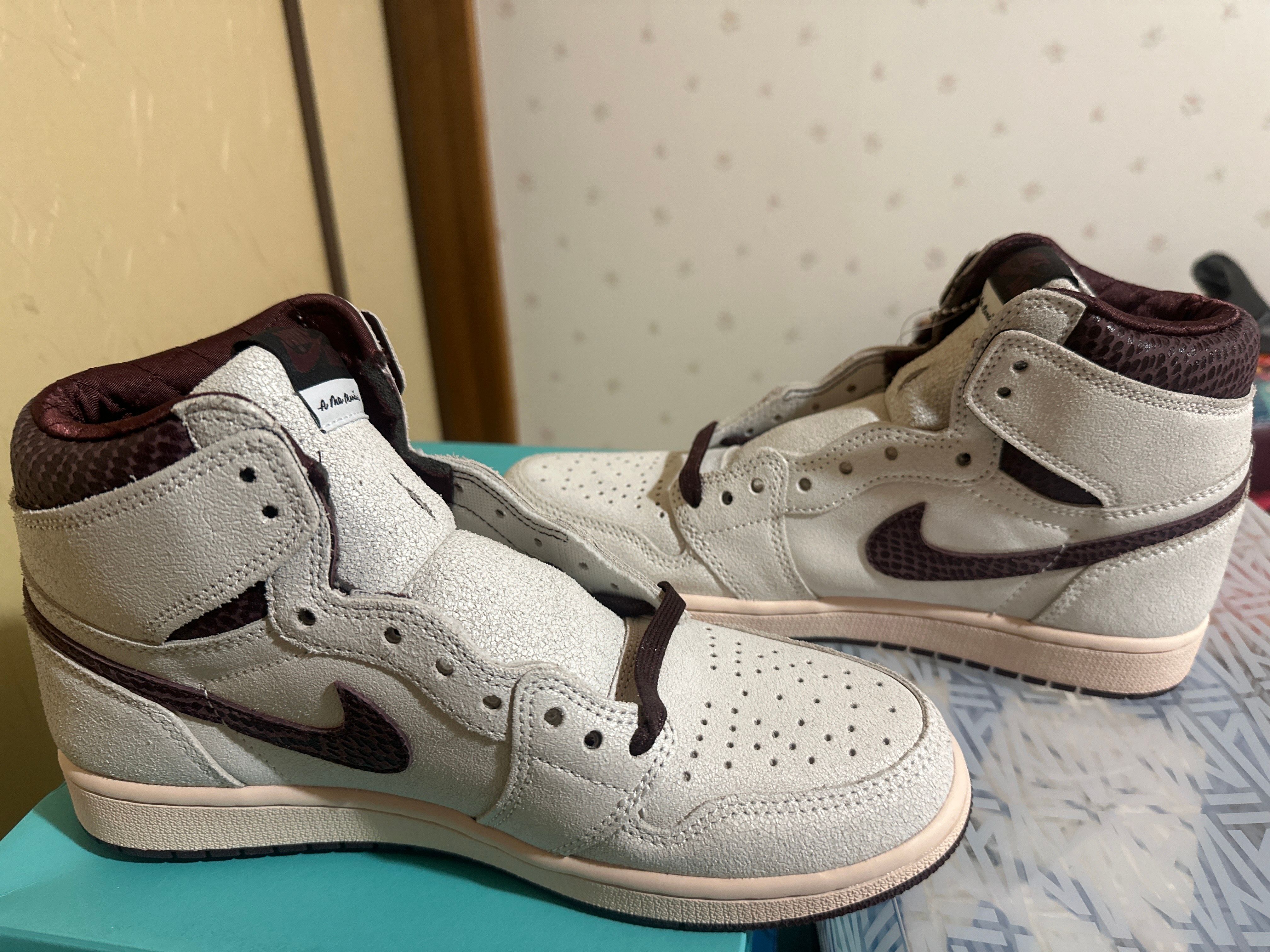 A Ma Maniere × Nike Air Jordan 1 Retro High OG "Sail and Burgundy"