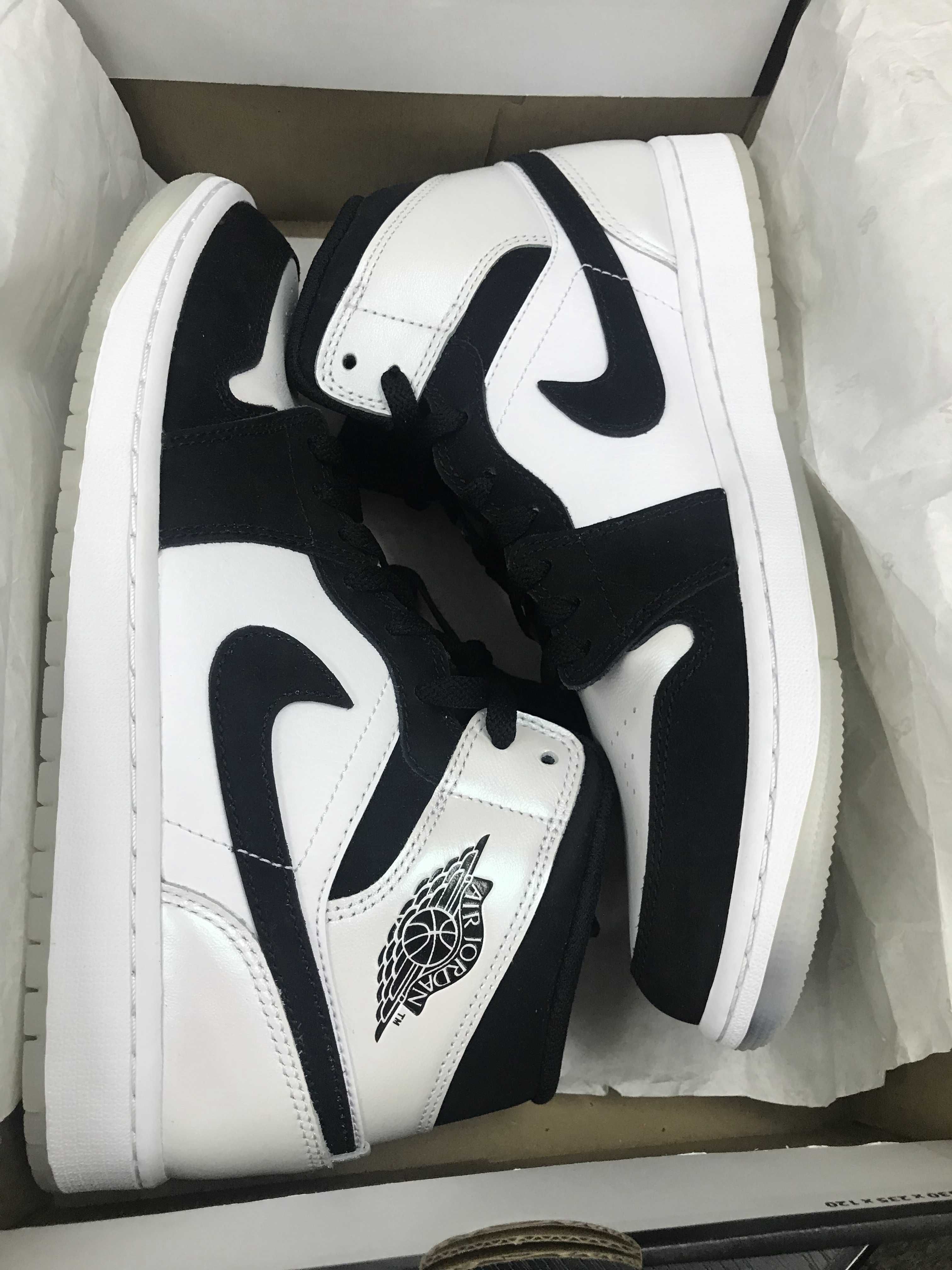 Nike Air Jordan 1 Mid "Omega/Black/White"