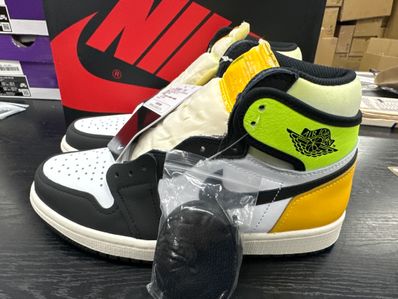 Nike Air Jordan 1 High OG "Volt Gold"