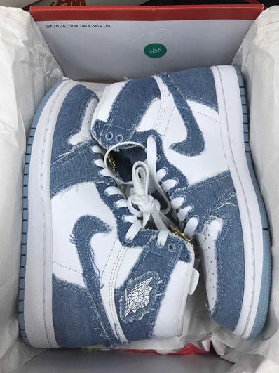 Nike Women's Air Jordan 1 High OG "Denim"