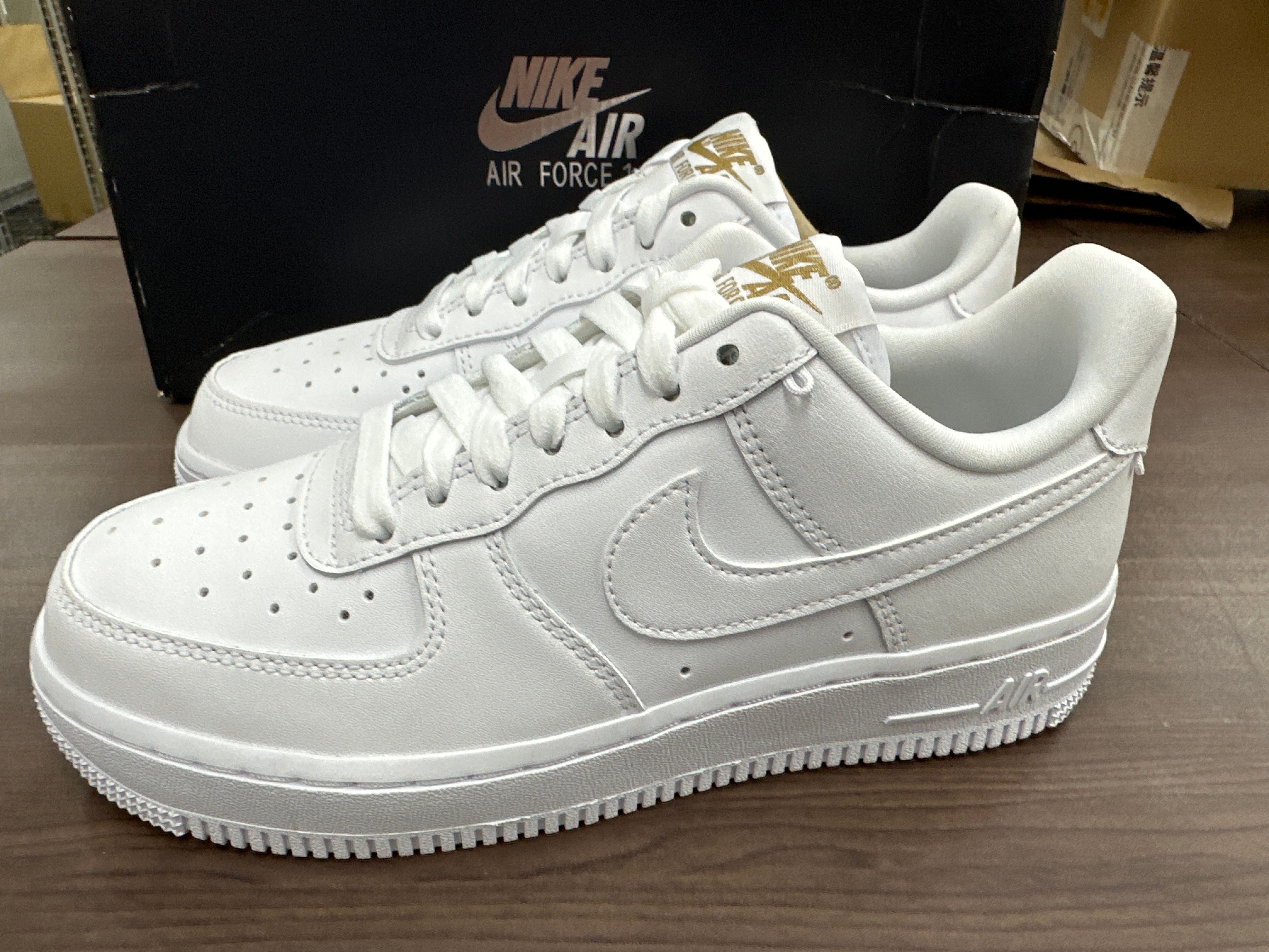Nike Women's Air Force 1 Low "White Pendats"