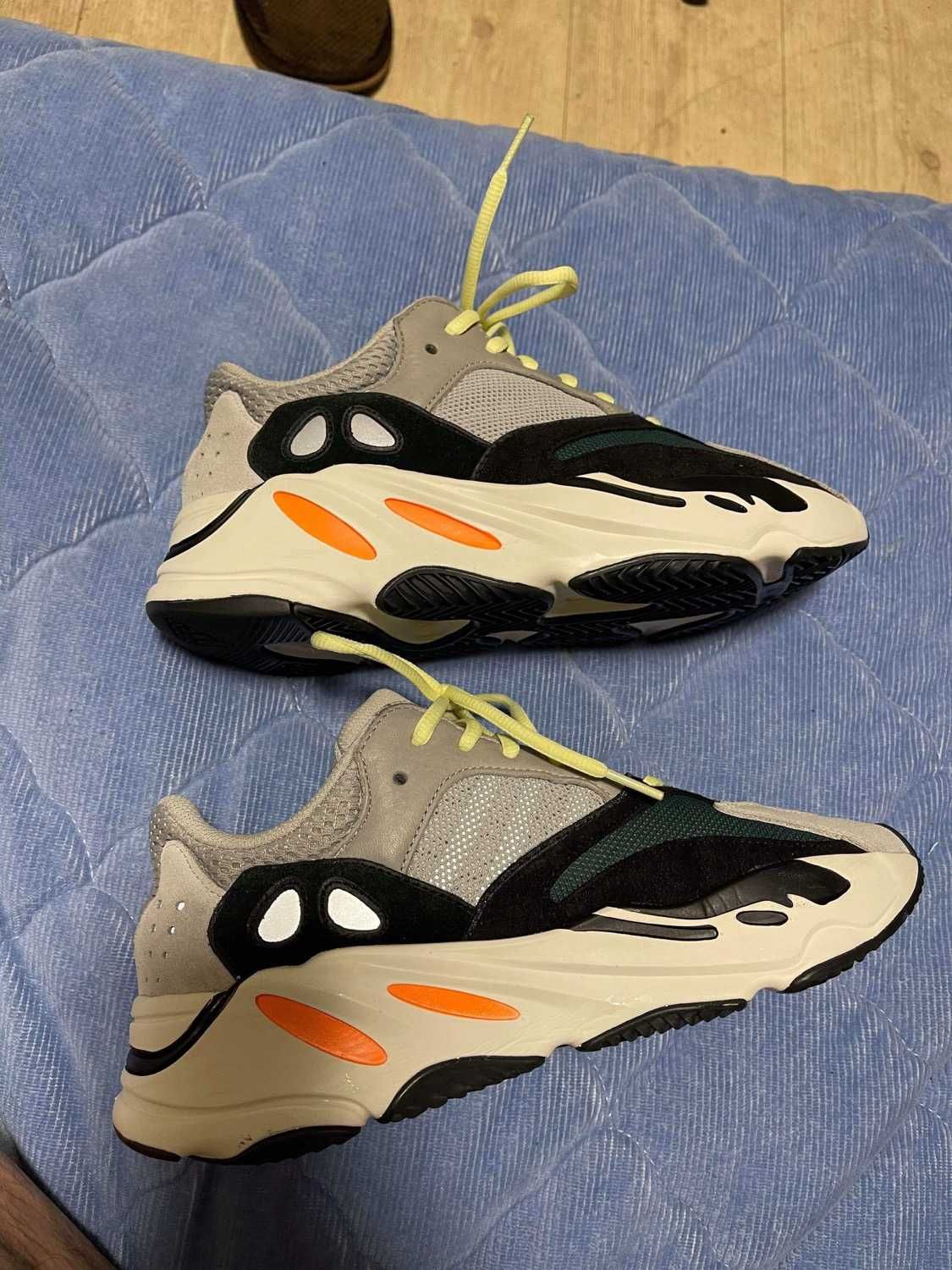 adidas YEEZY Boost 700 "Wave Runner"