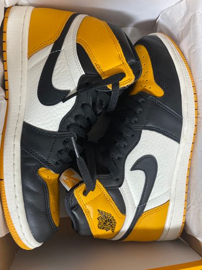 Nike Air Jordan 1 Retro High OG "Taxi"