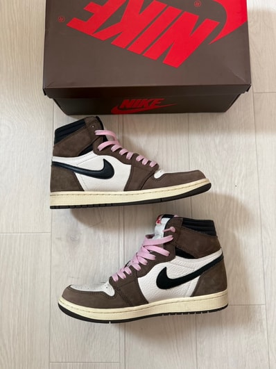 Travis Scott × Nike Air Jordan 1 Retro High OG TS SP "Sail/Dark Mocha"