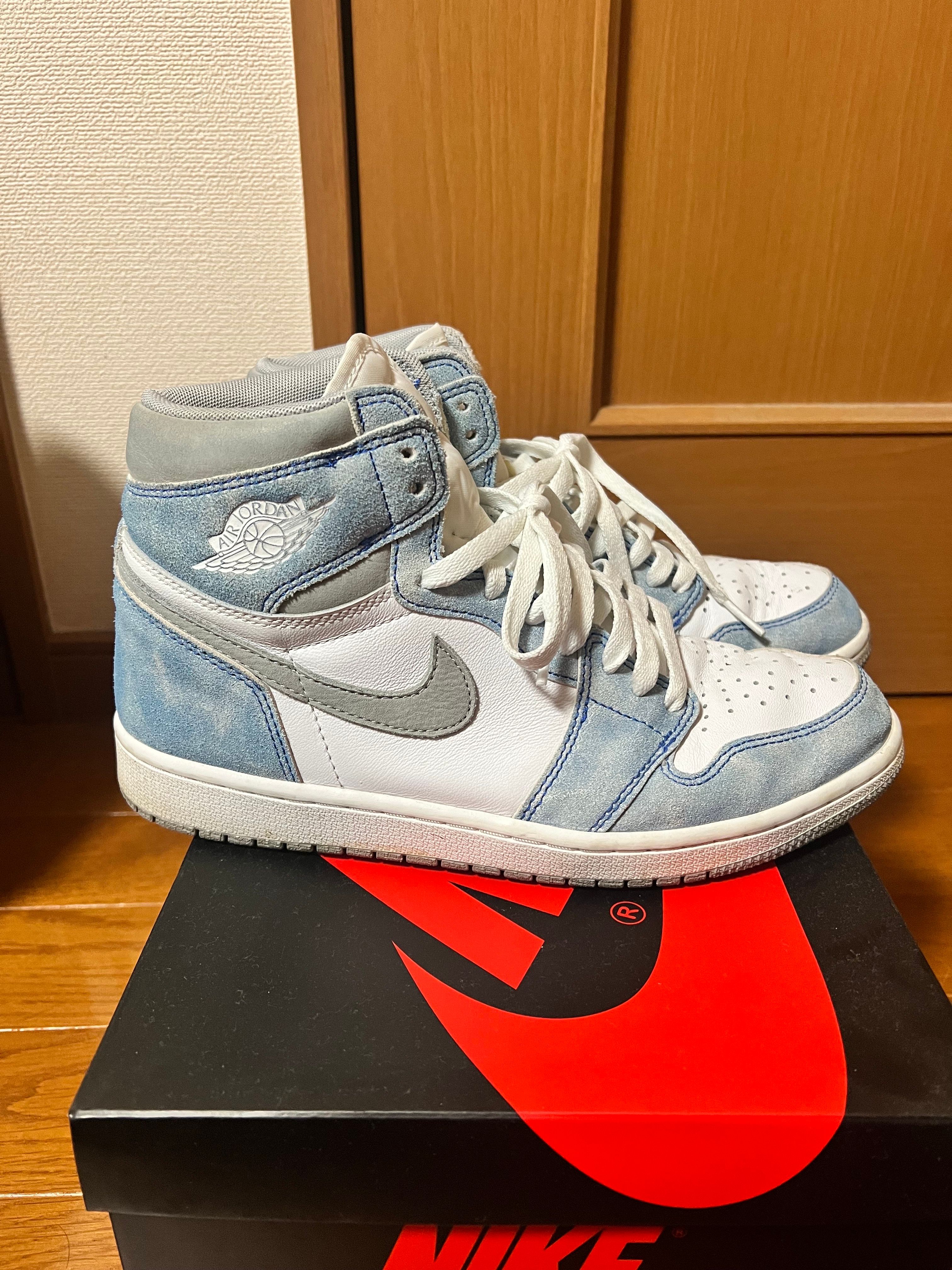 Nike Air Jordan 1 High OG "Hyper Royal"