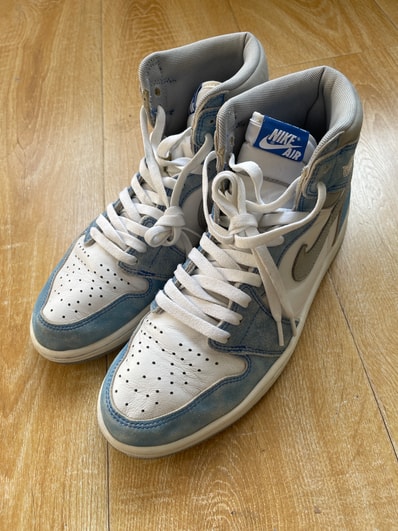 Nike Air Jordan 1 High OG "Hyper Royal"