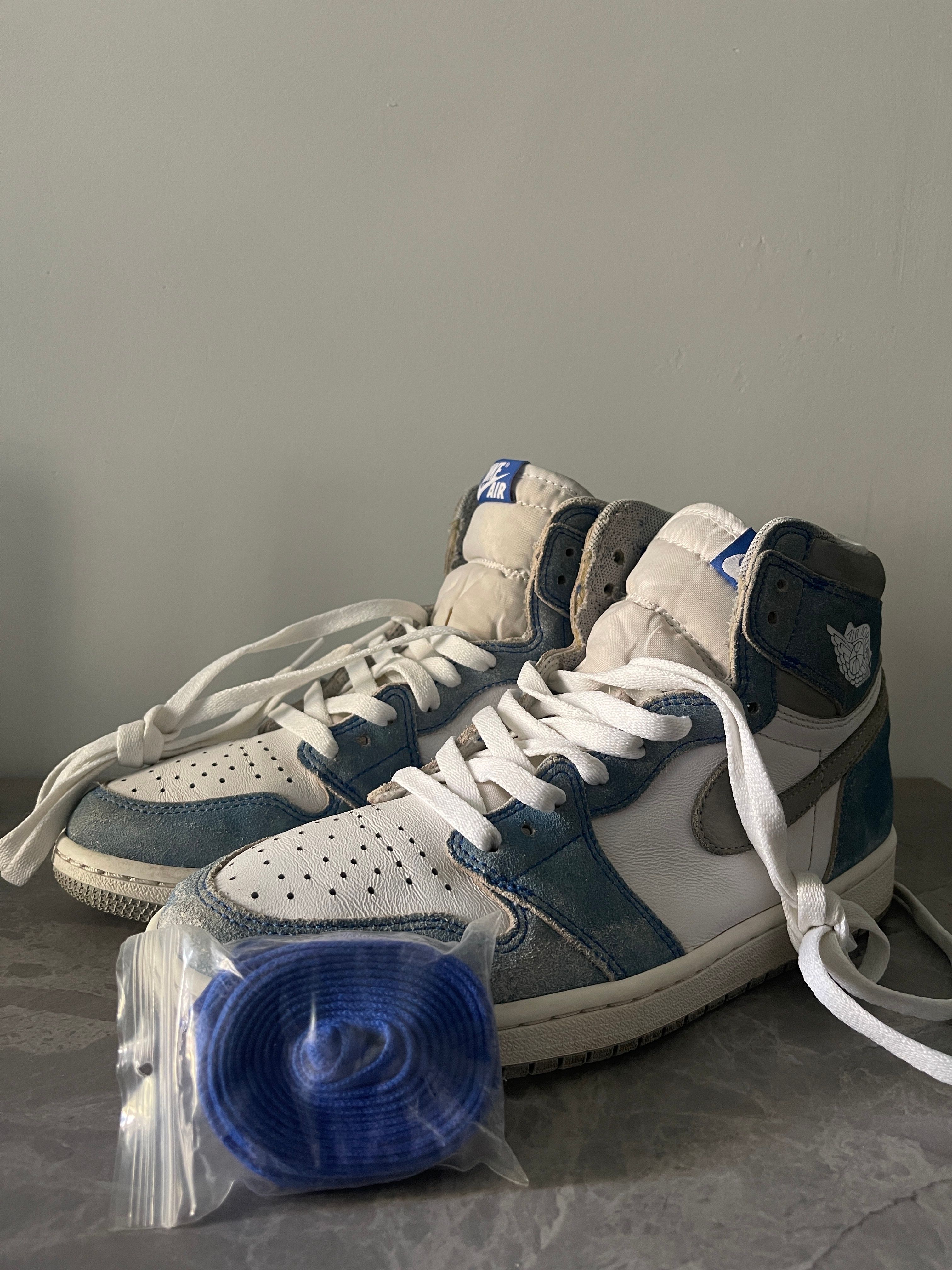 Nike Air Jordan 1 High OG "Hyper Royal"