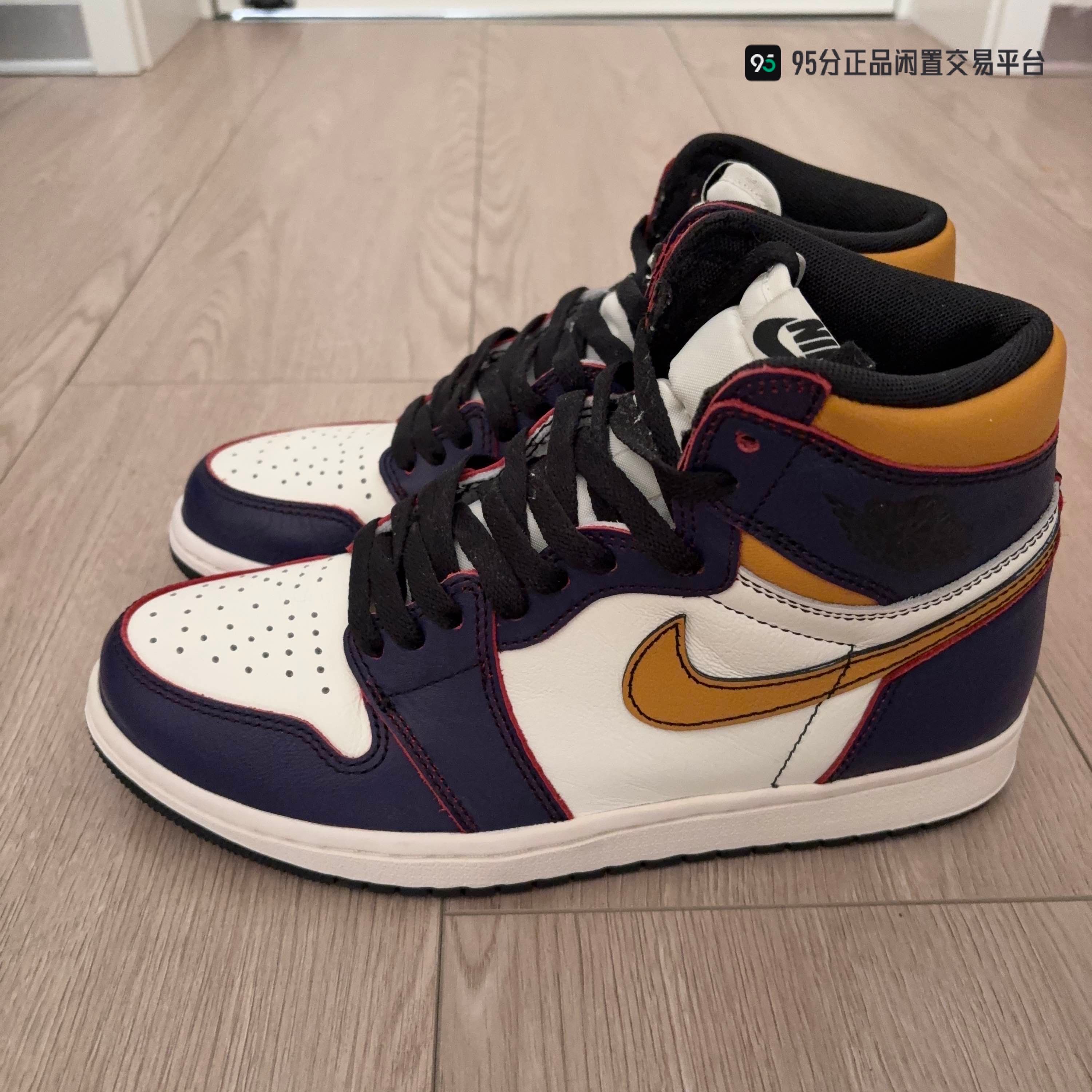 Nike SB × Air Jordan 1 Retro High "La To Chicago"  