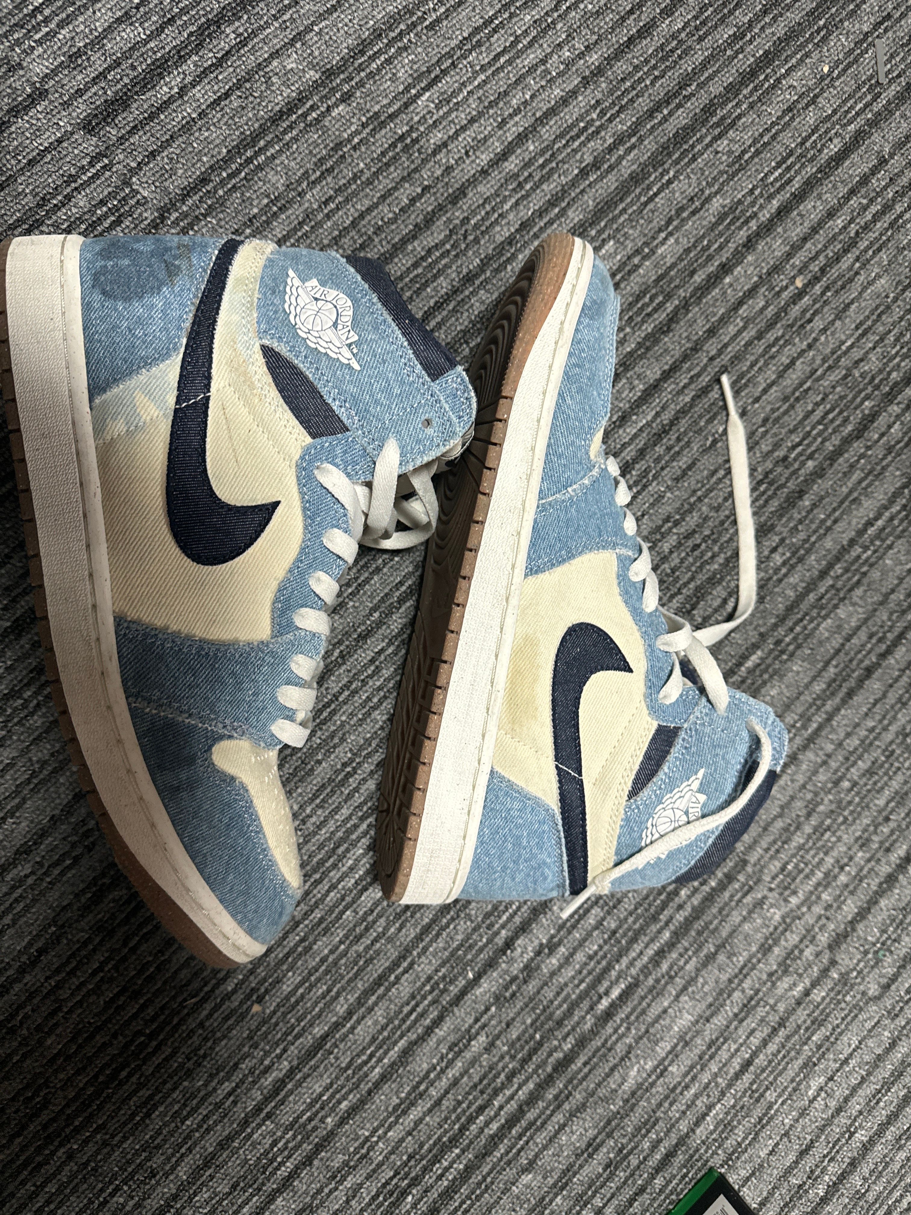 Nike Air Jordan 1 Retro High OG "Denim"