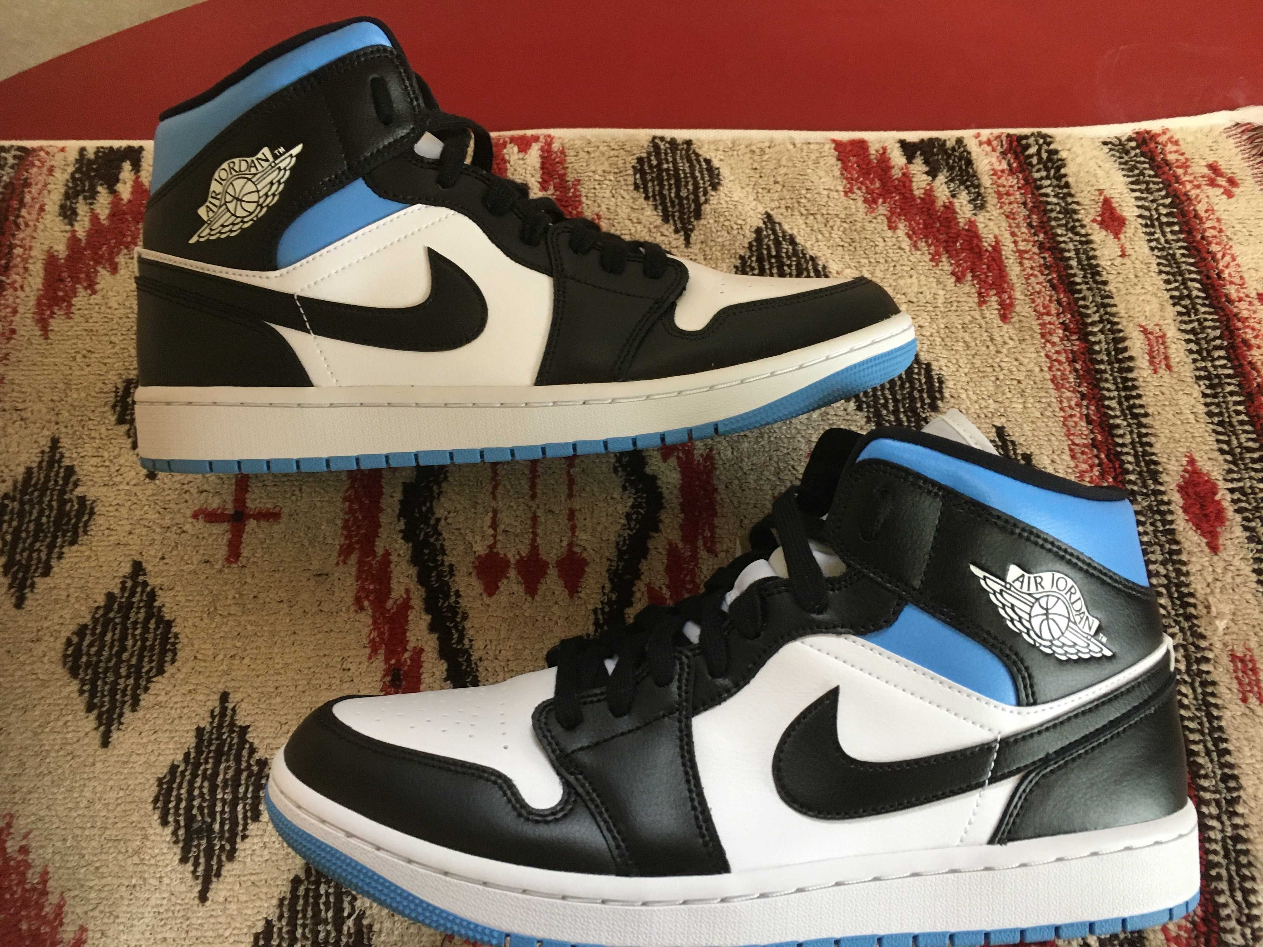 Nike Women's Air Jordan 1 Mid "Black/University Blue"