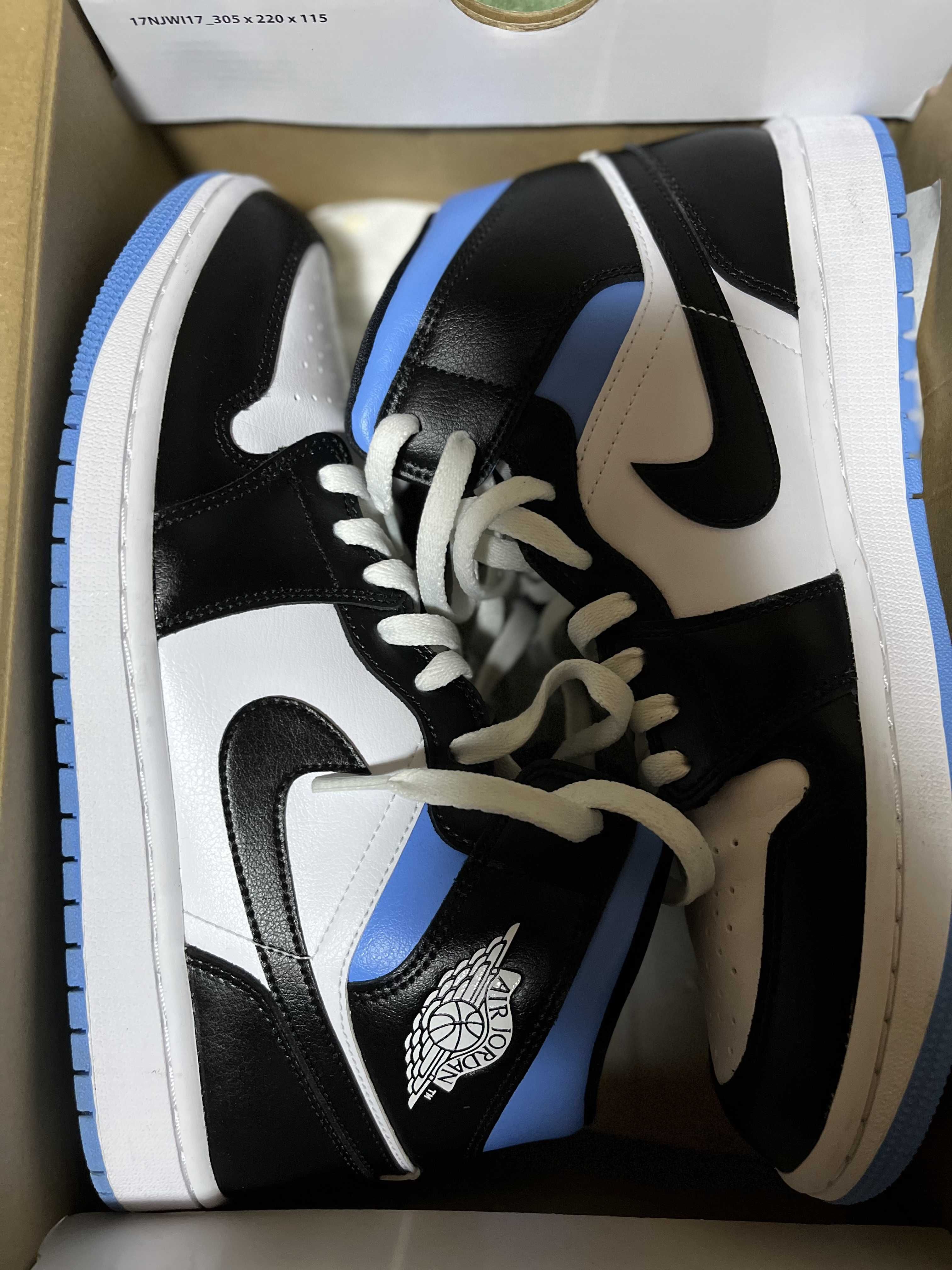 Nike Women's Air Jordan 1 Mid "Black/University Blue"