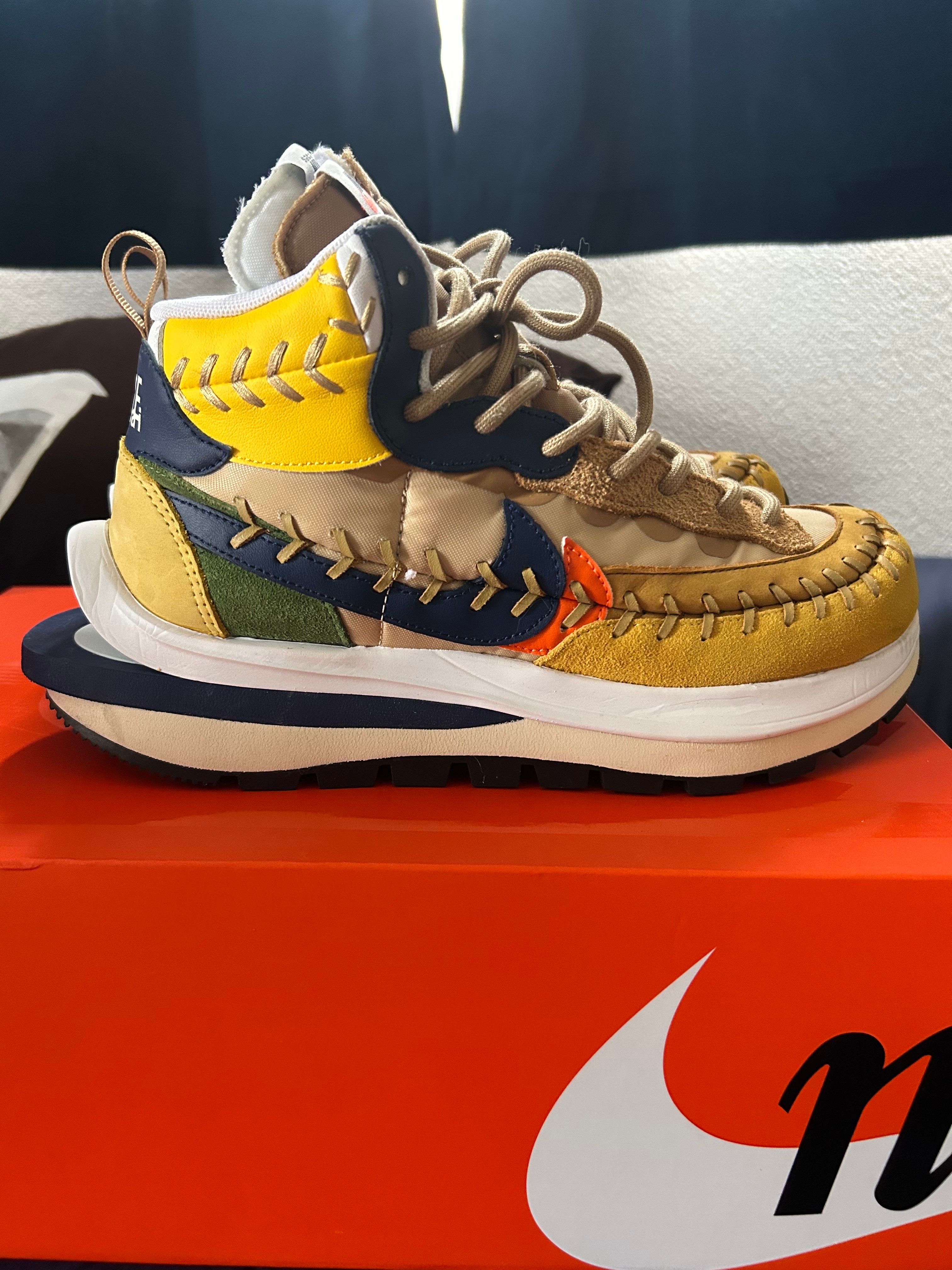 Jean-Paul Gaultier × sacai × Nike VaporWaffle "Sesame/Multi Color"