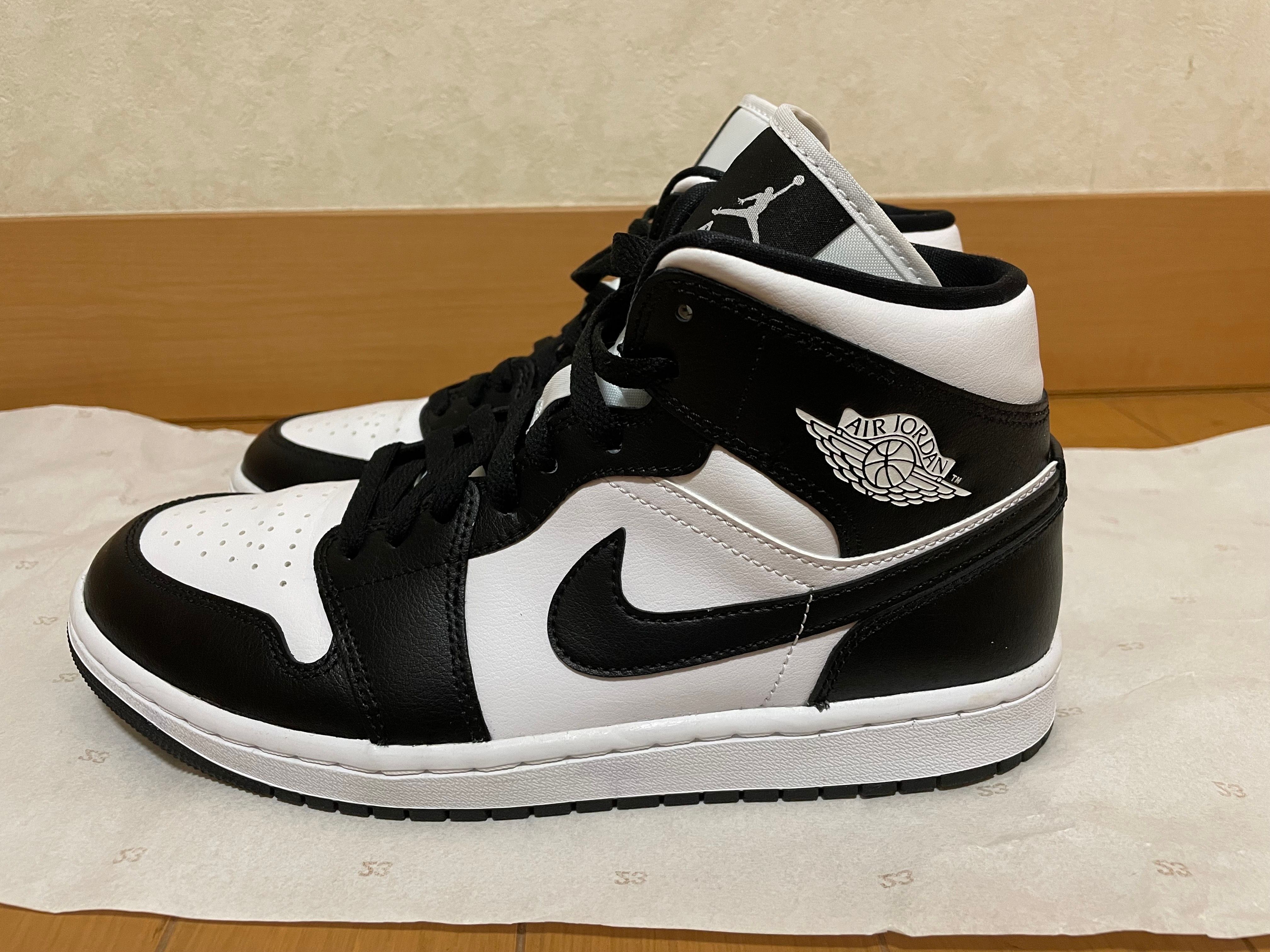 Nike Women's Air Jordan 1 Mid "Black/White"