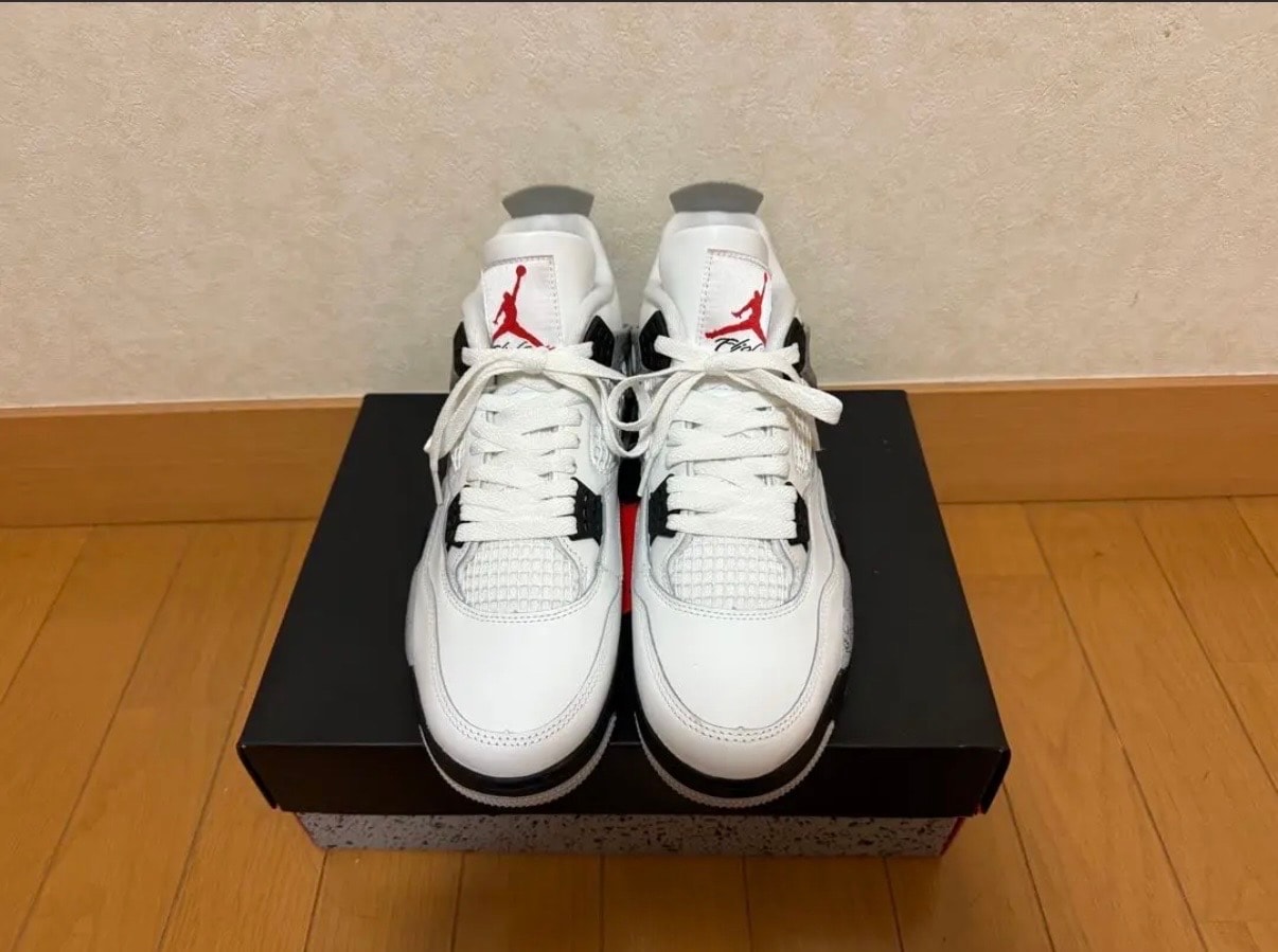 ナイキ エアジョーダン4 レトロ "ホワイト/セメント" (2025)