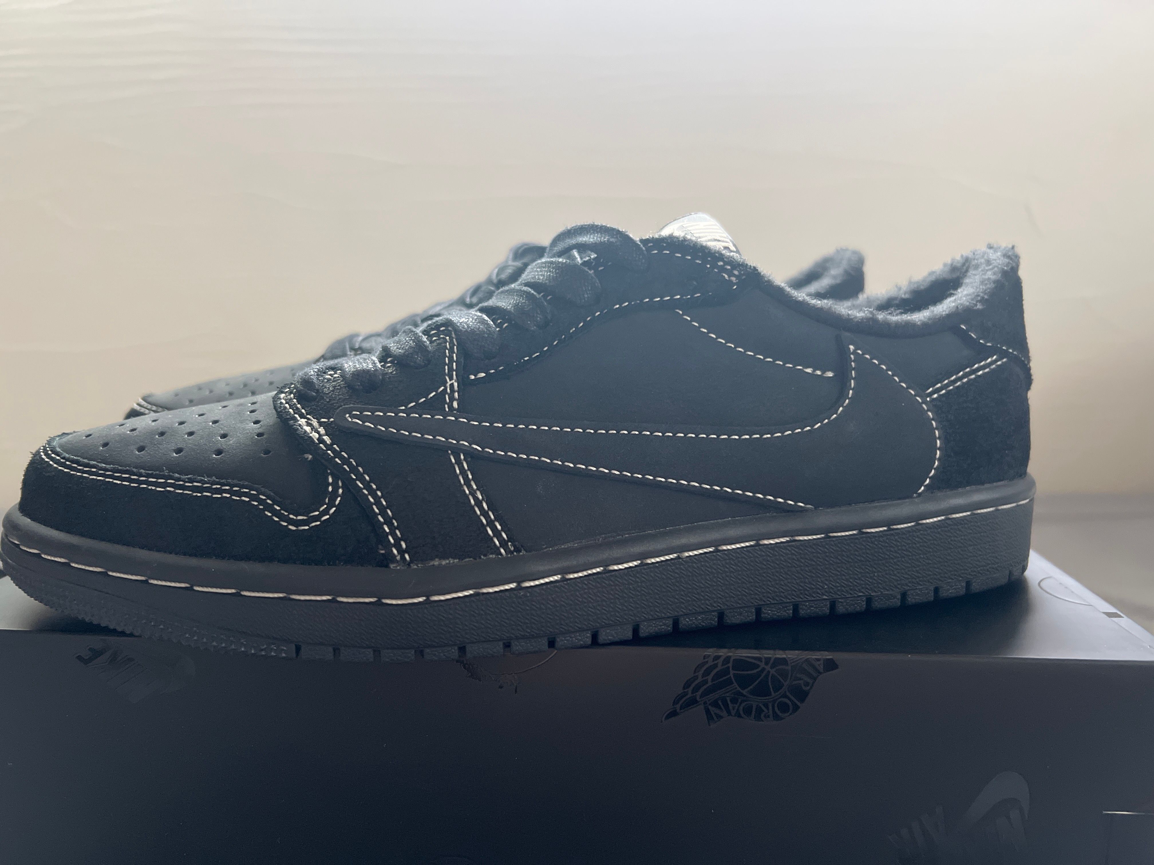 Travis Scott × Nike Air Jordan 1 Low OG SP "Black Phantom"